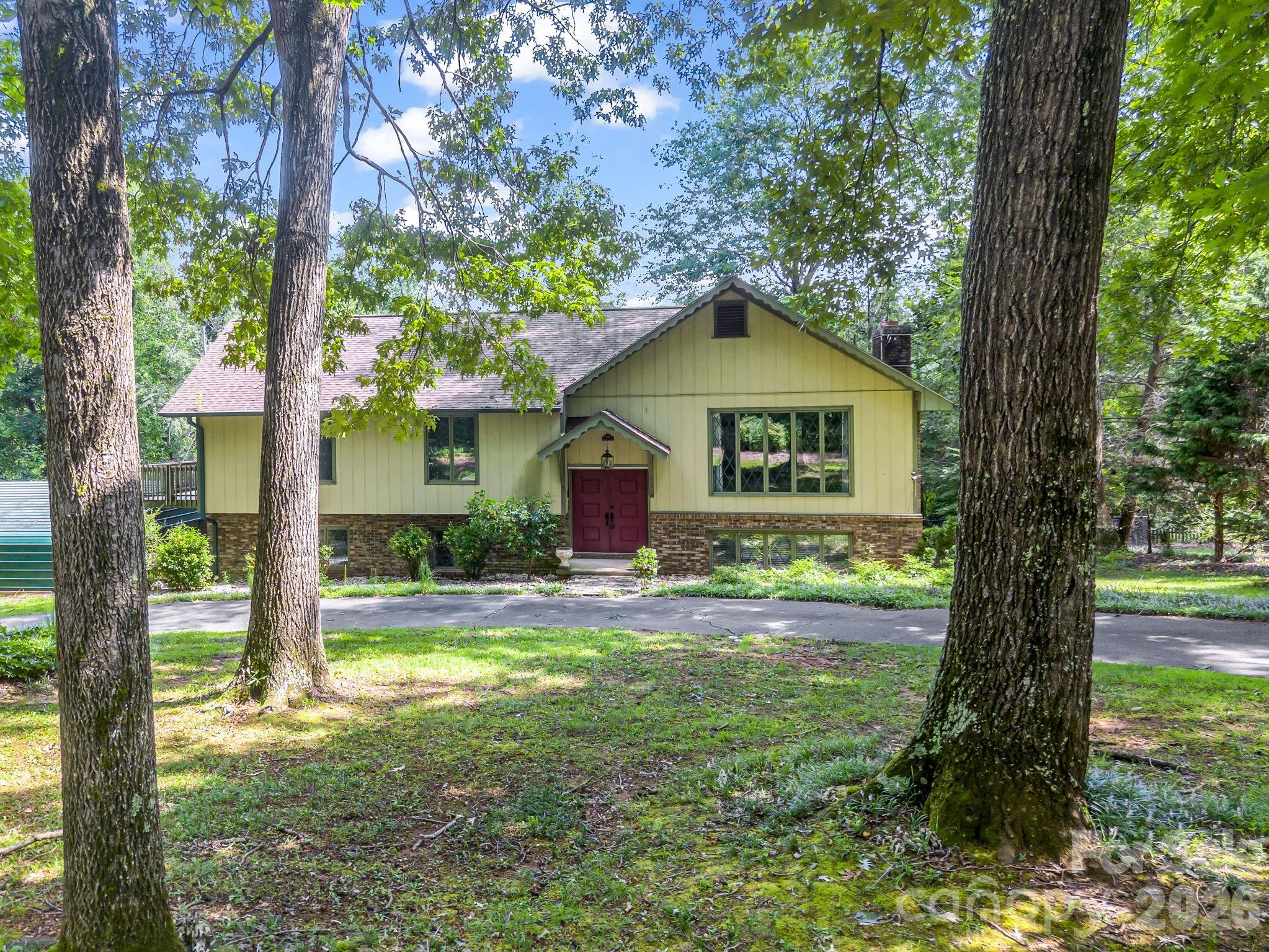 200 Woodland Circle — Rutherfordton