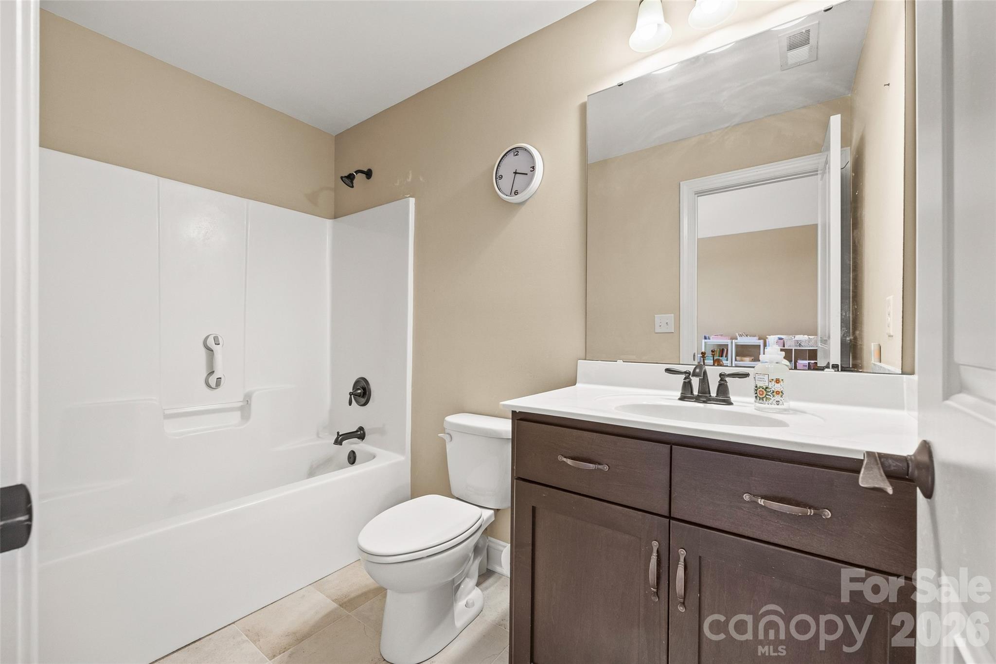7748 Village Parkway — Locust