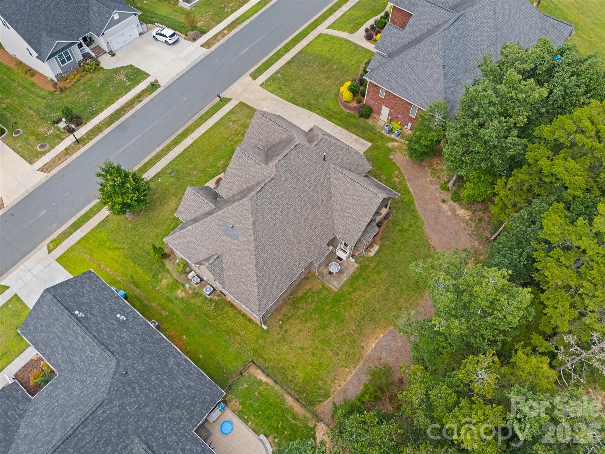 7748 Village Parkway — Locust