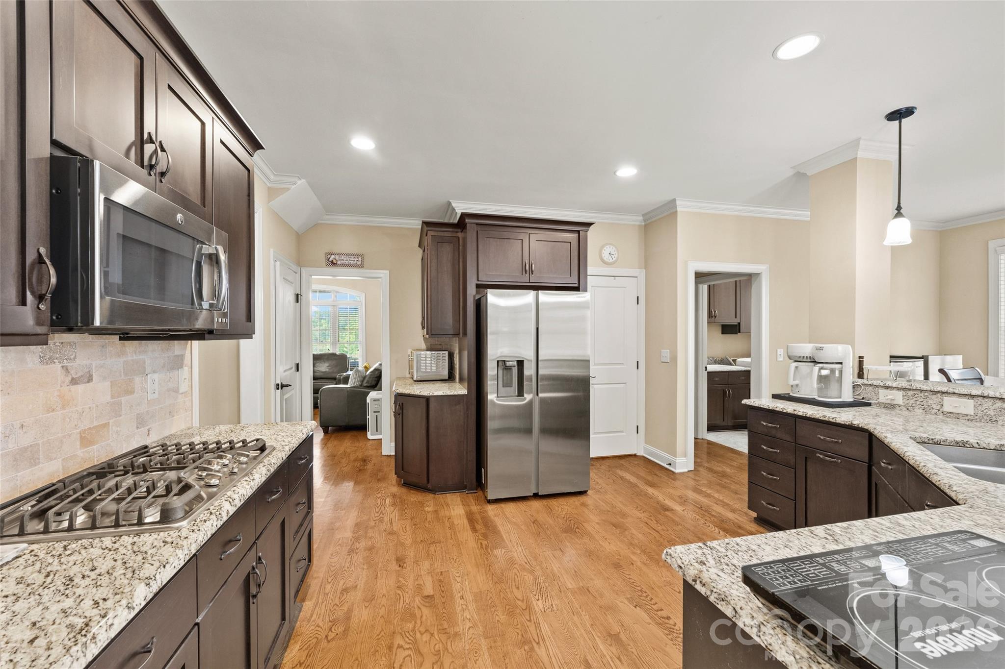 7748 Village Parkway — Locust