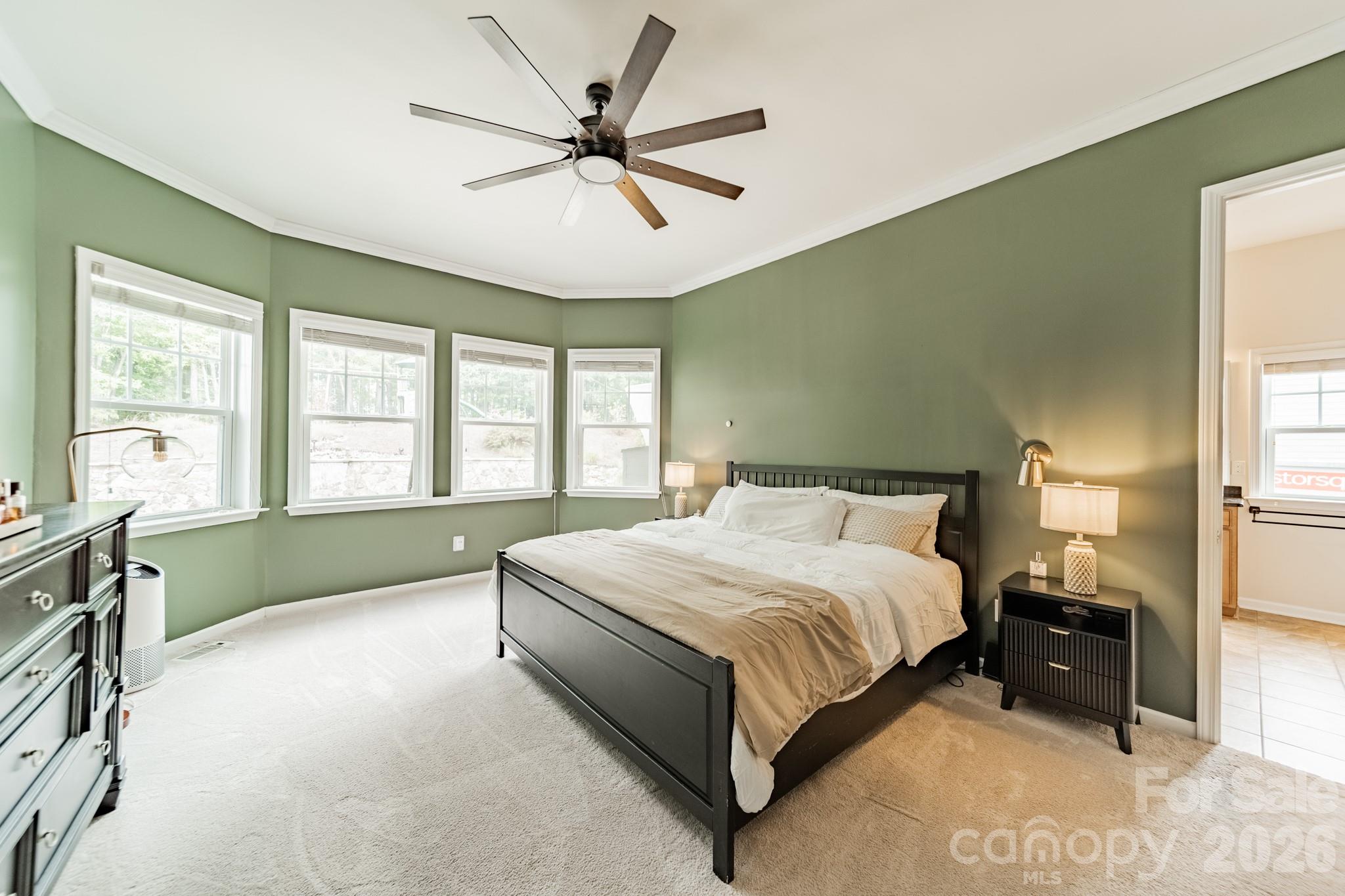317 Holdsworth Drive — Mount Holly