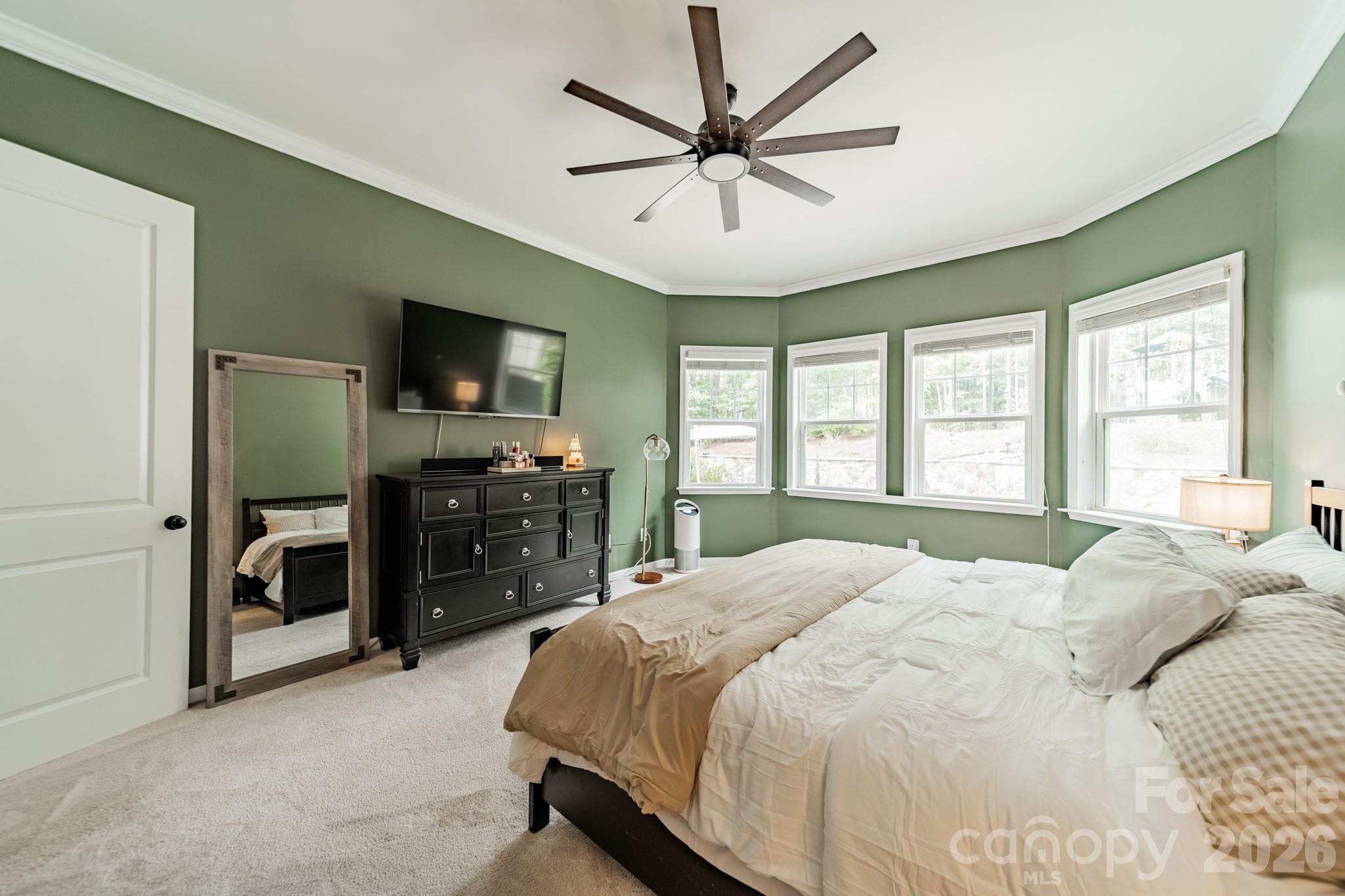 317 Holdsworth Drive — Mount Holly