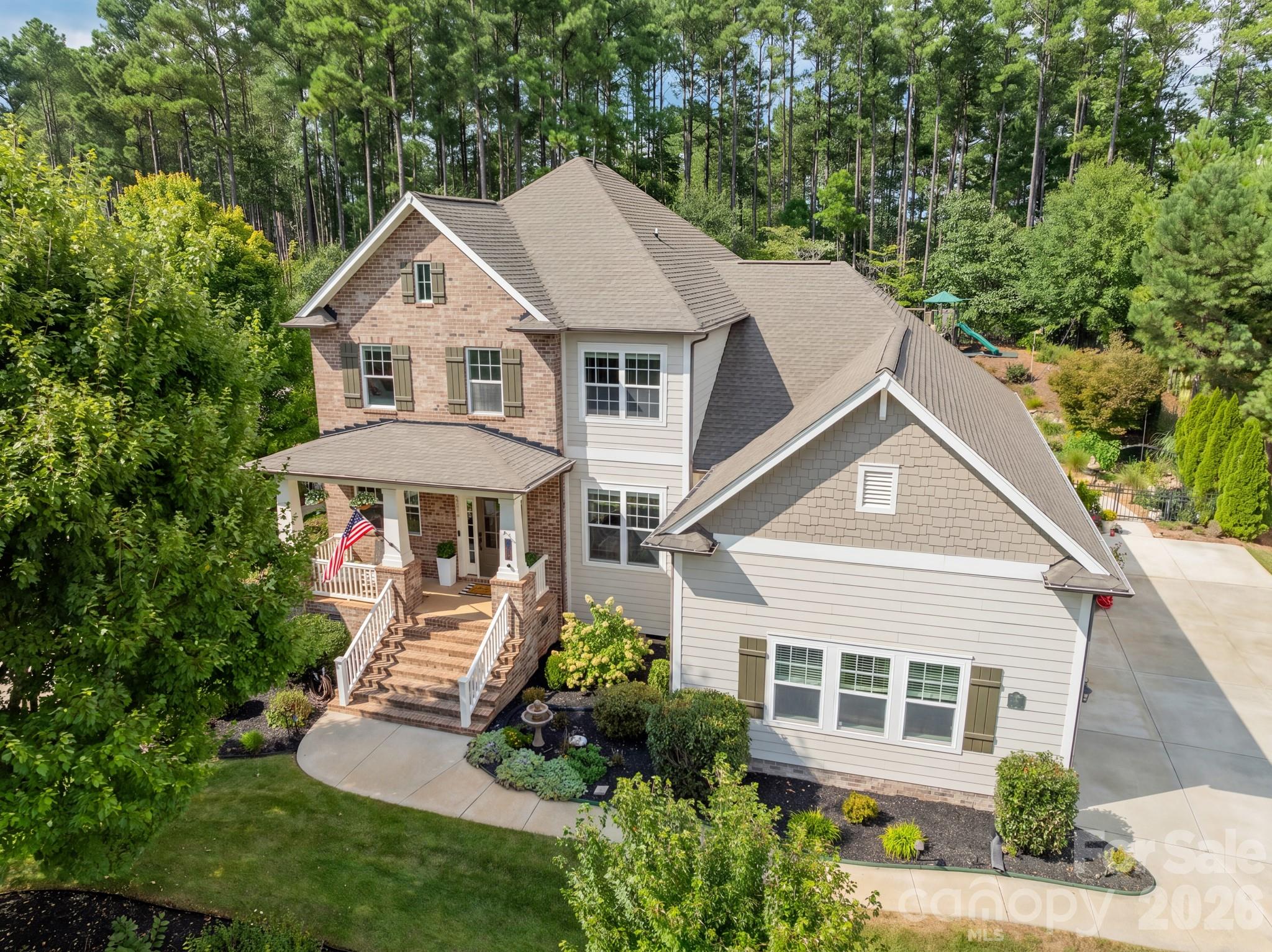 317 Holdsworth Drive — Mount Holly