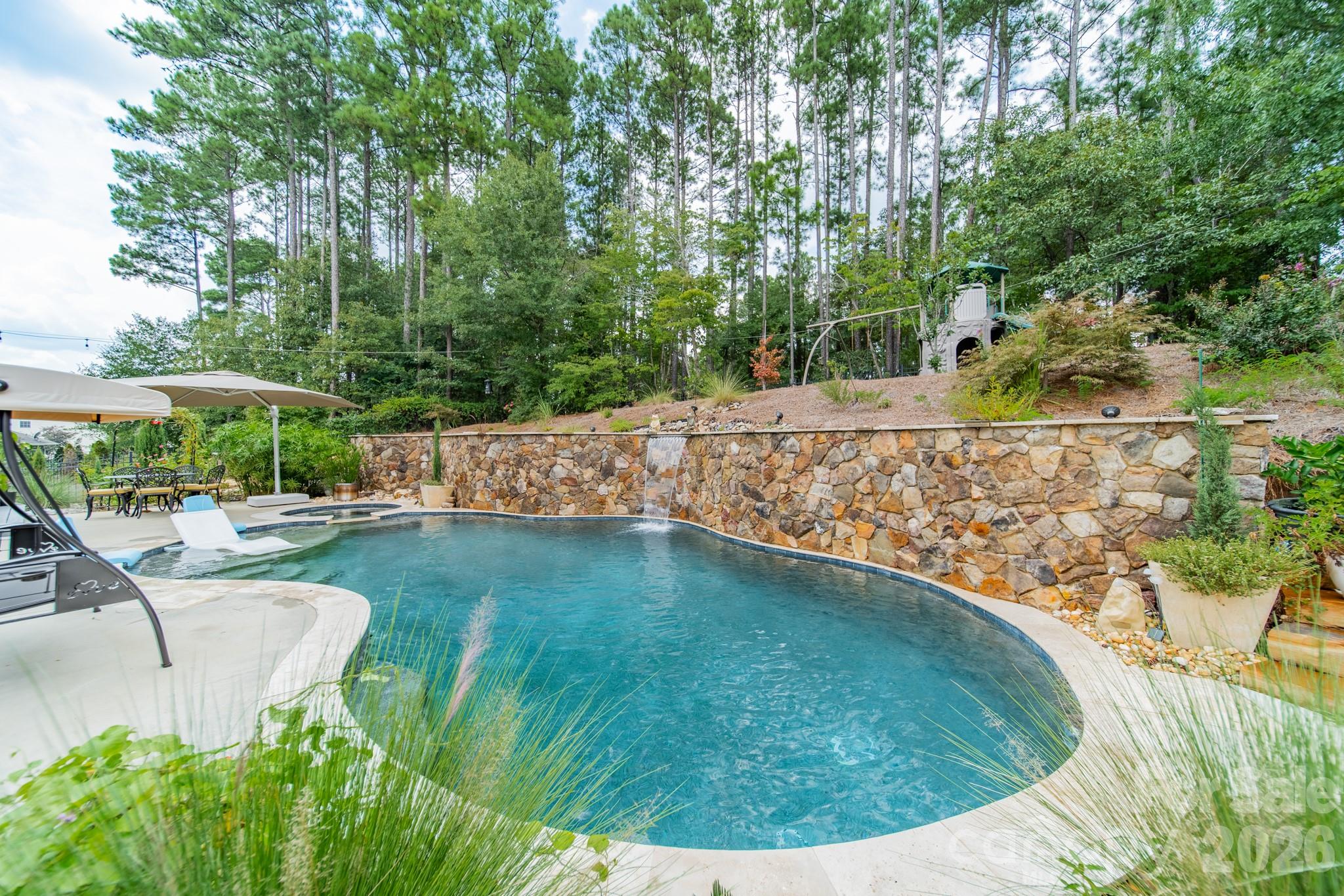 317 Holdsworth Drive — Mount Holly