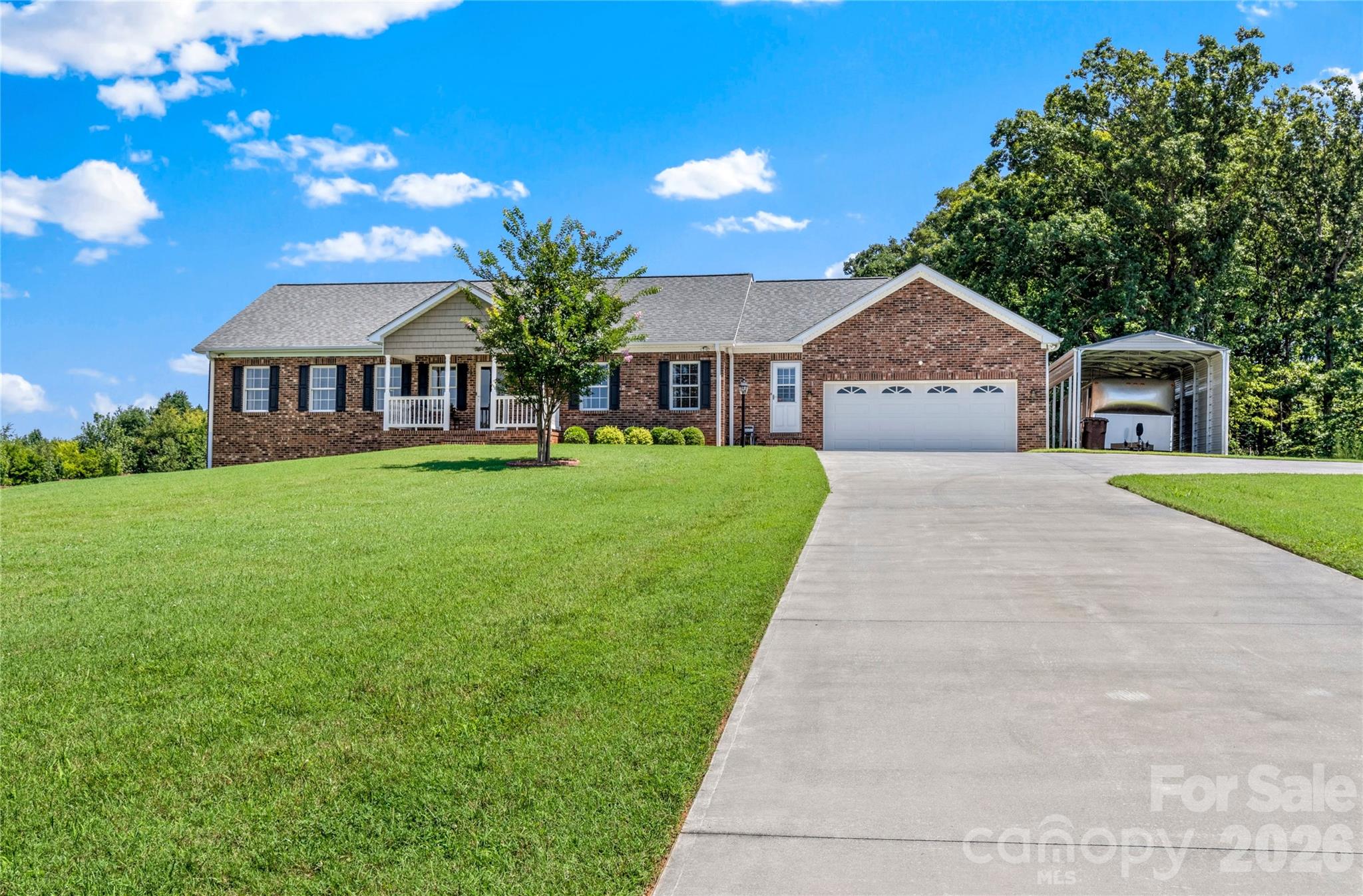 527 Howardtown Circle — Mocksville
