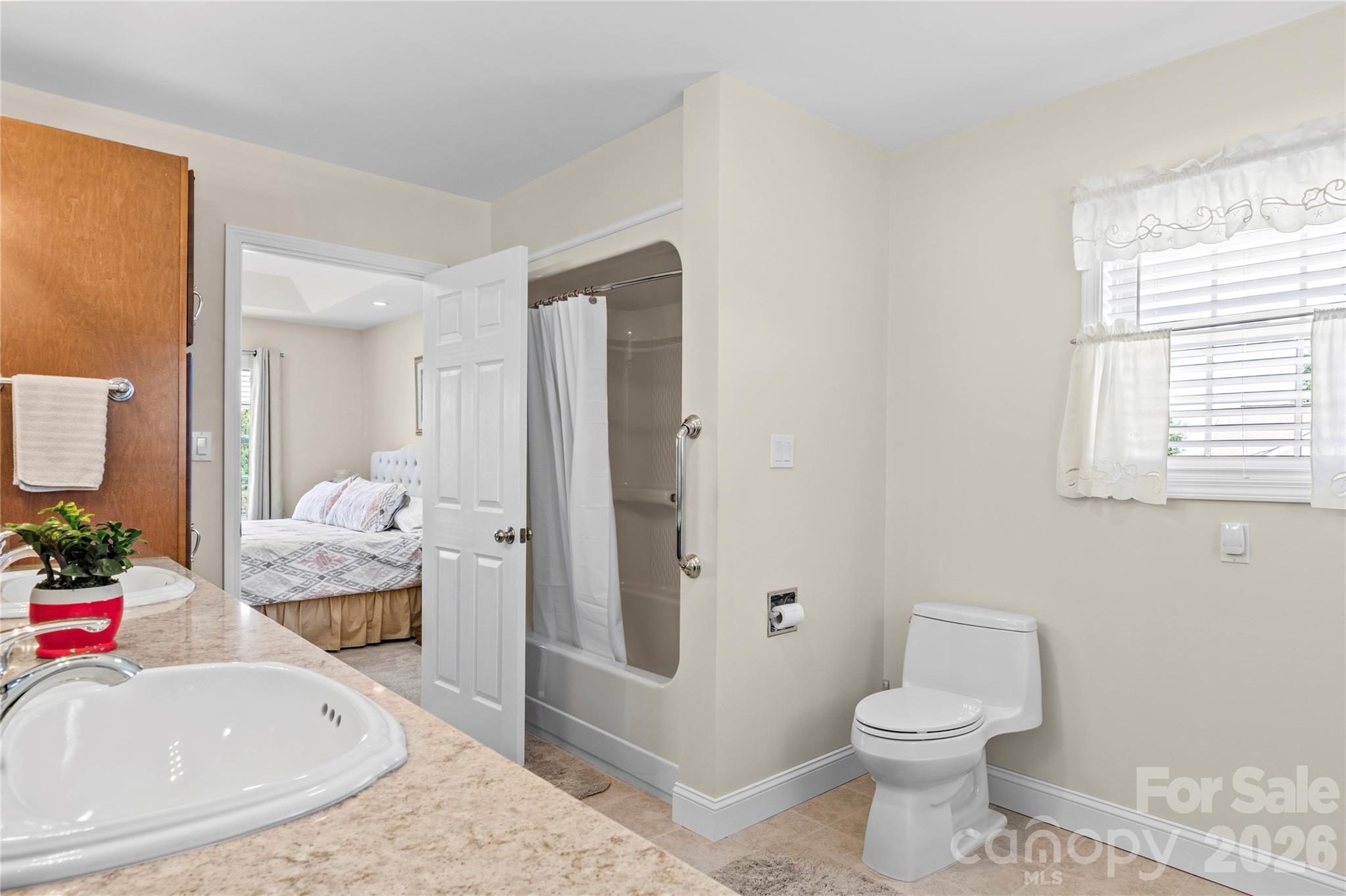 527 Howardtown Circle — Mocksville