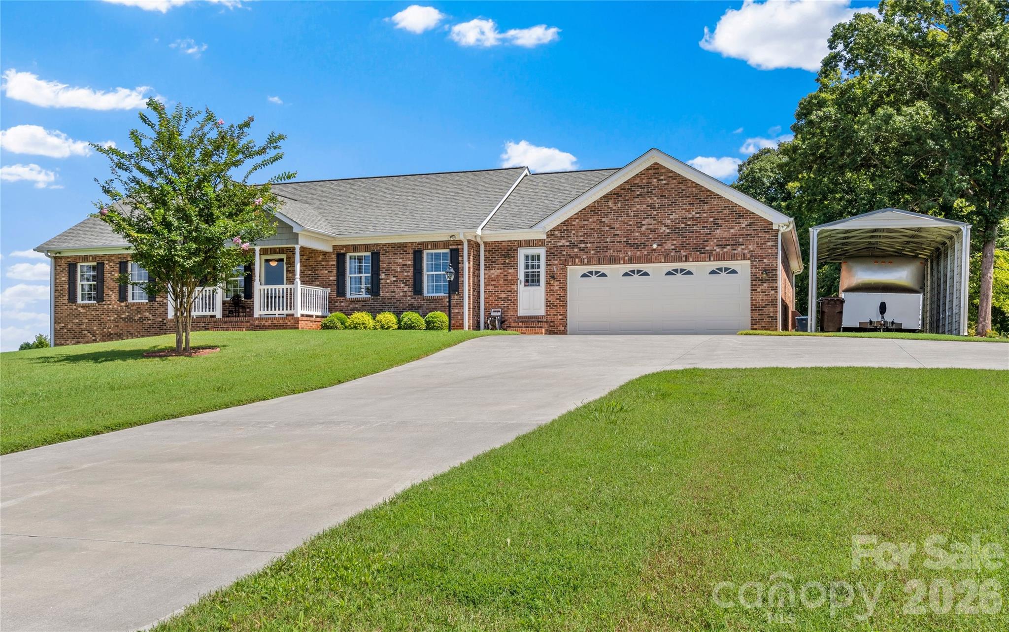 527 Howardtown Circle — Mocksville