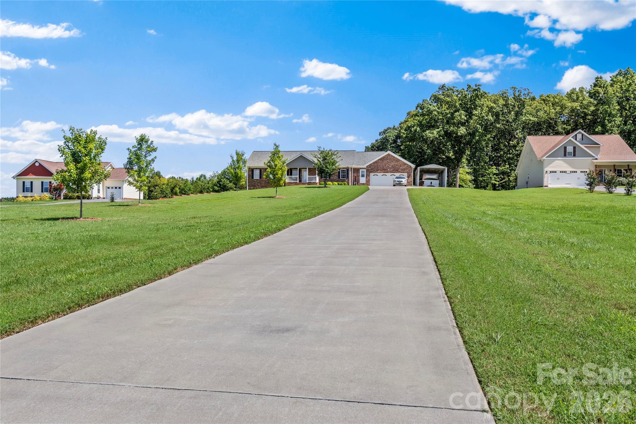 527 Howardtown Circle — Mocksville