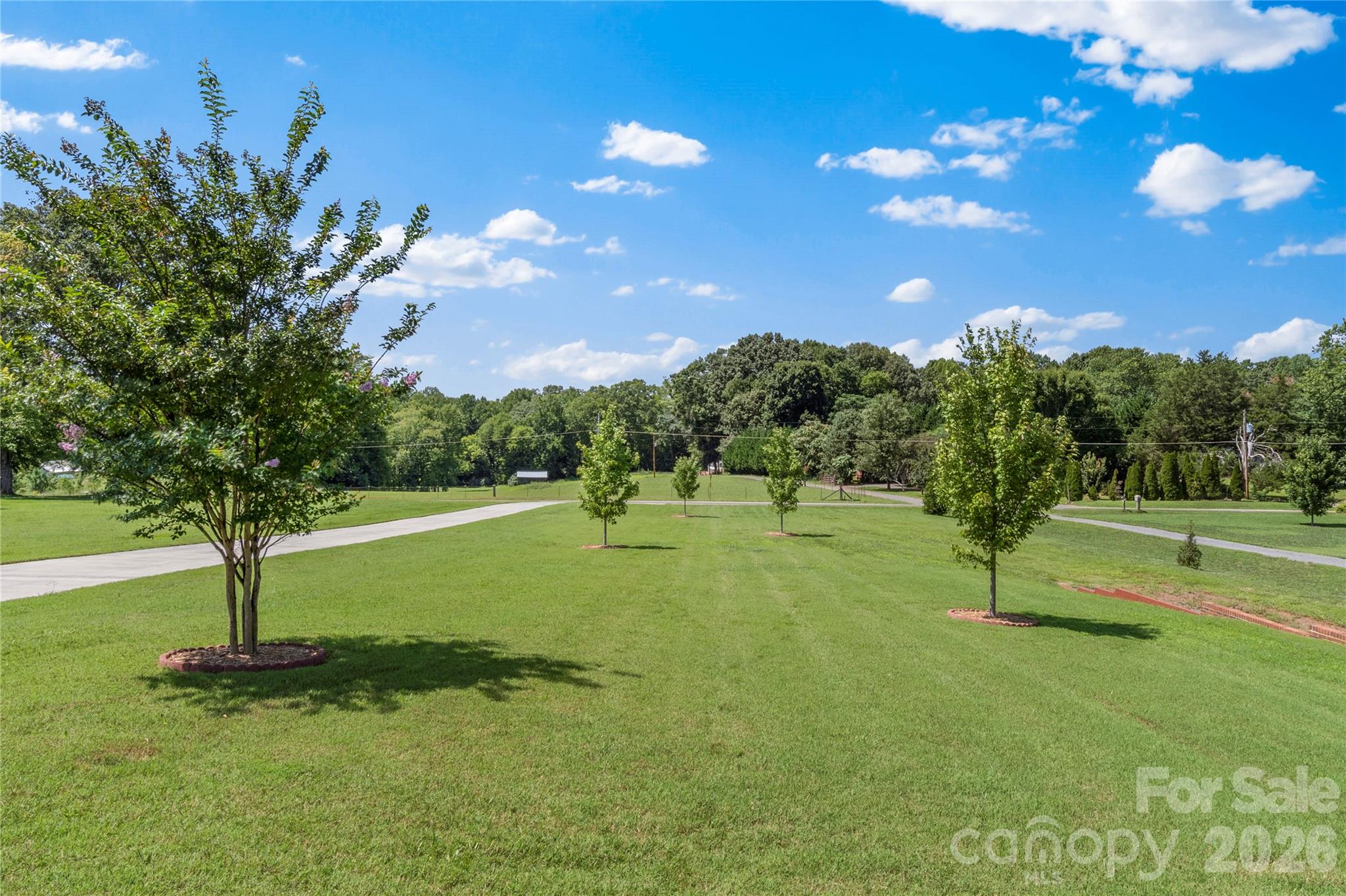527 Howardtown Circle — Mocksville