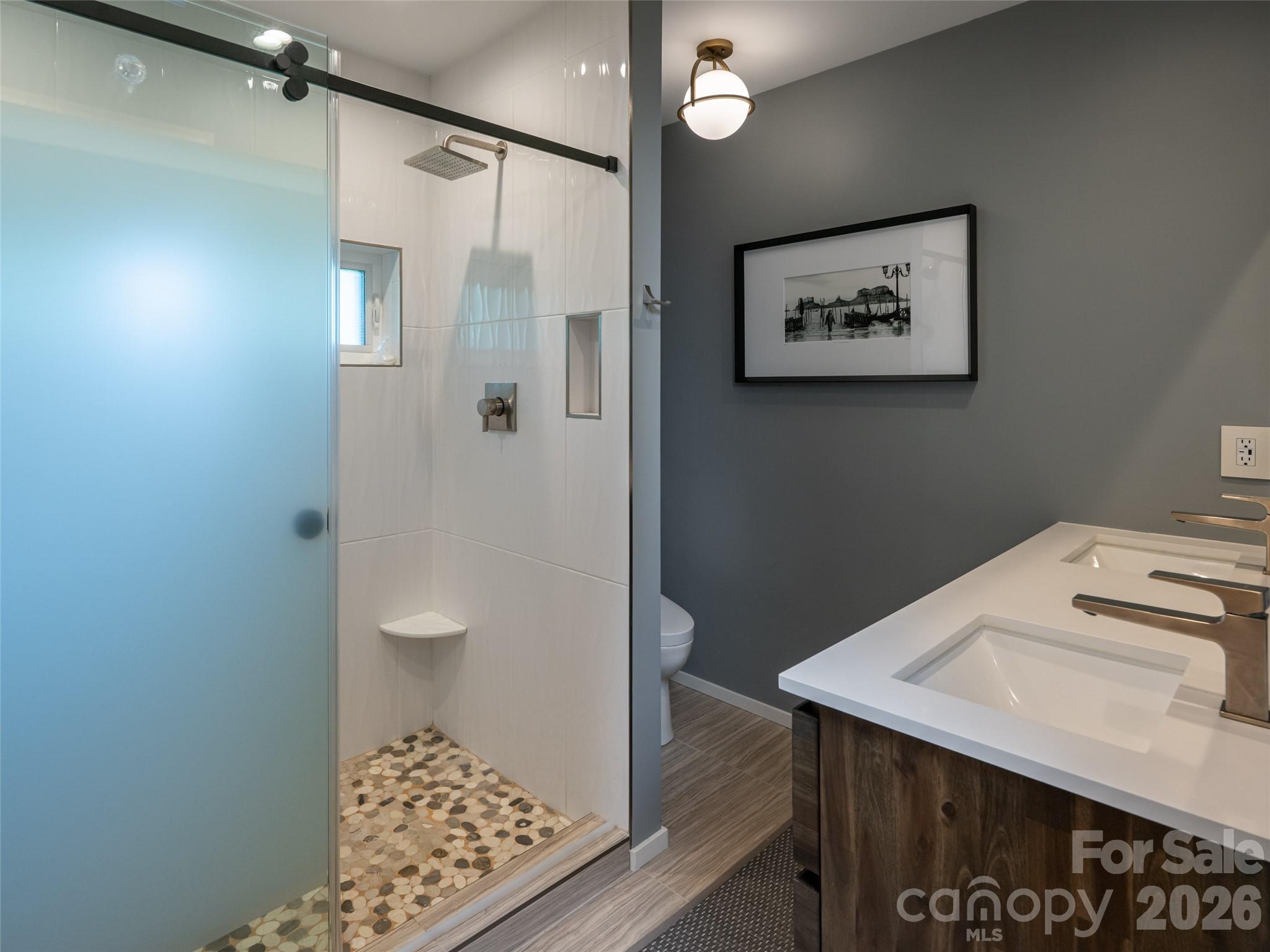 4 Osprey Trail — Asheville