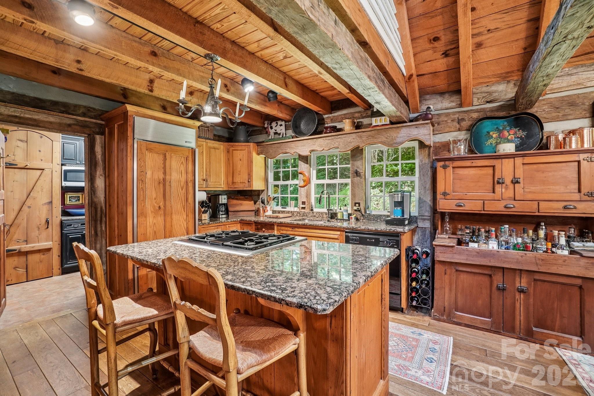 311 Wonderly Lane — Mars Hill
