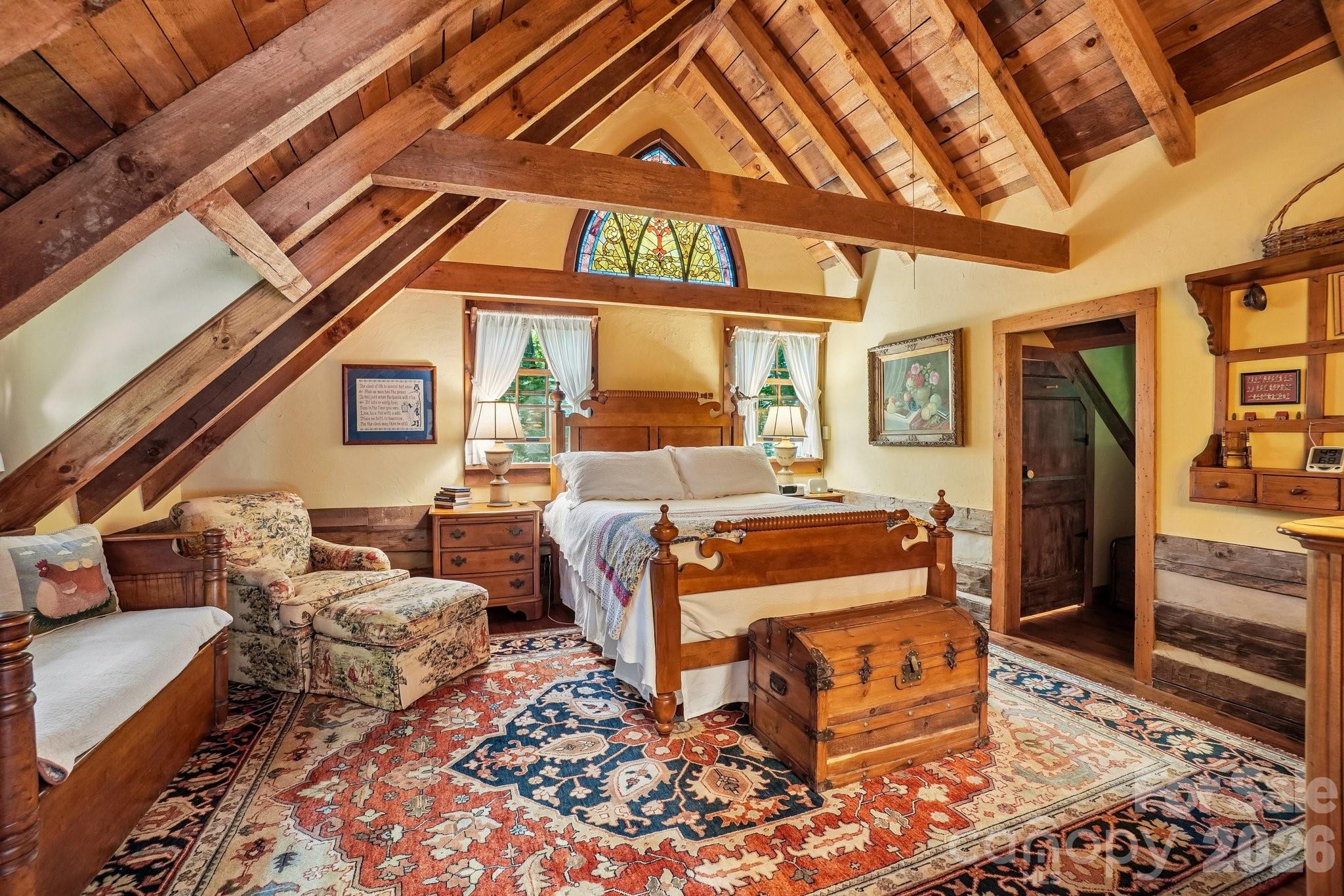 311 Wonderly Lane — Mars Hill