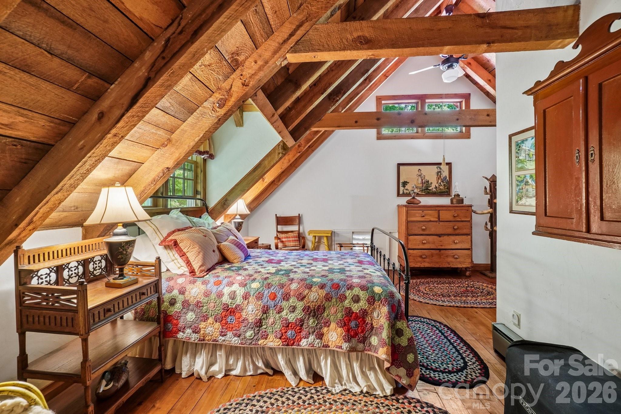 311 Wonderly Lane — Mars Hill