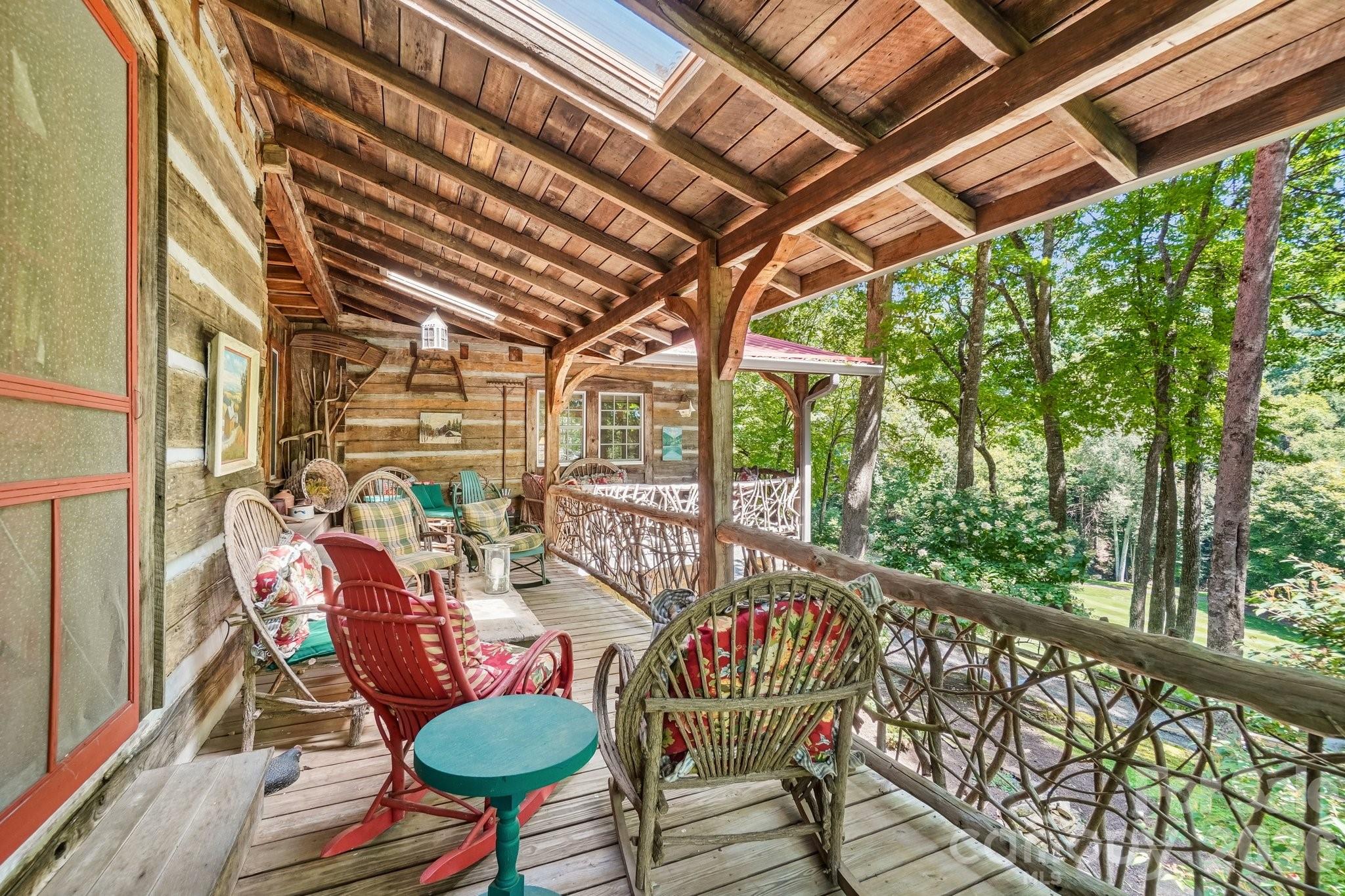 311 Wonderly Lane — Mars Hill