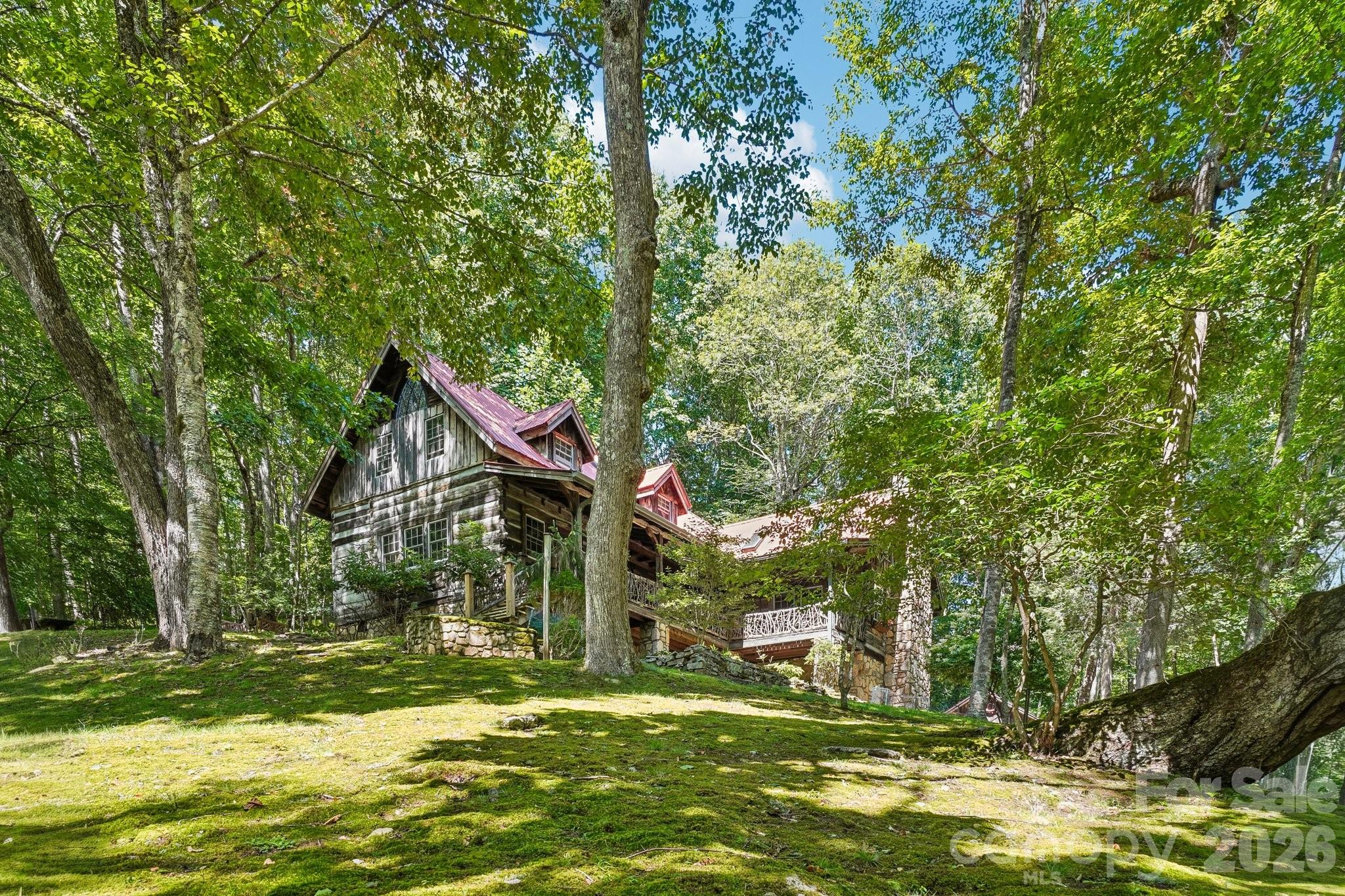 311 Wonderly Lane — Mars Hill