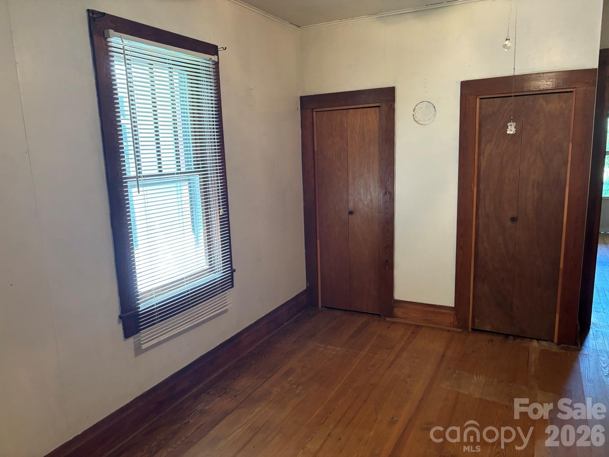 377 Sam Gouge Road — Bakersville