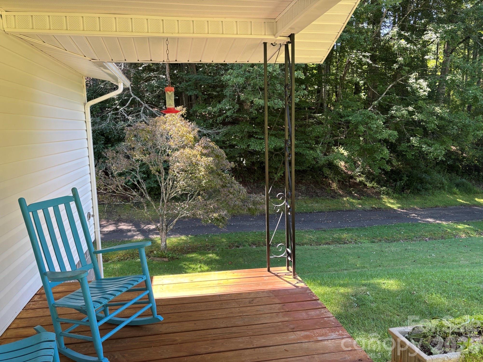 377 Sam Gouge Road — Bakersville