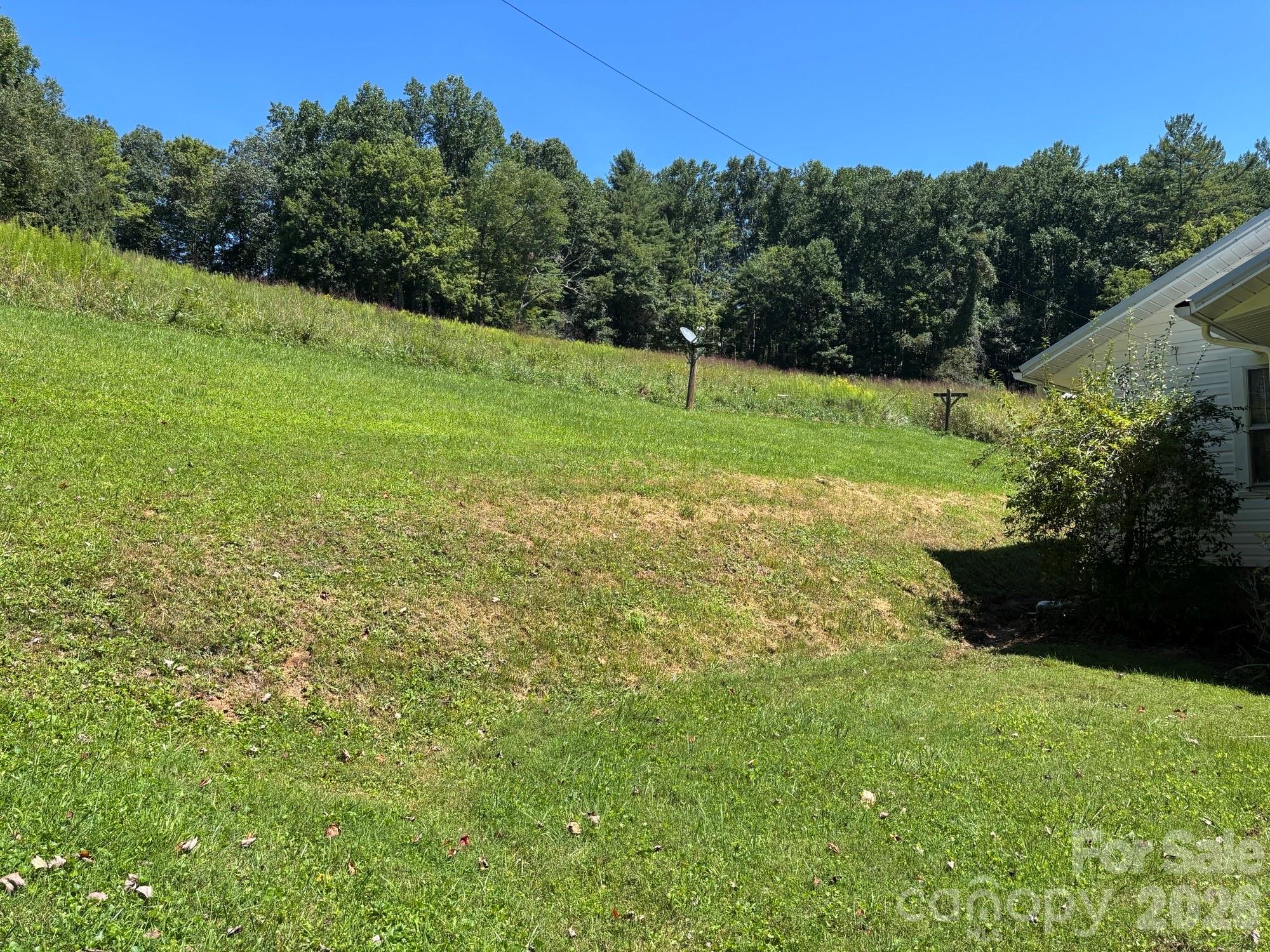 377 Sam Gouge Road — Bakersville