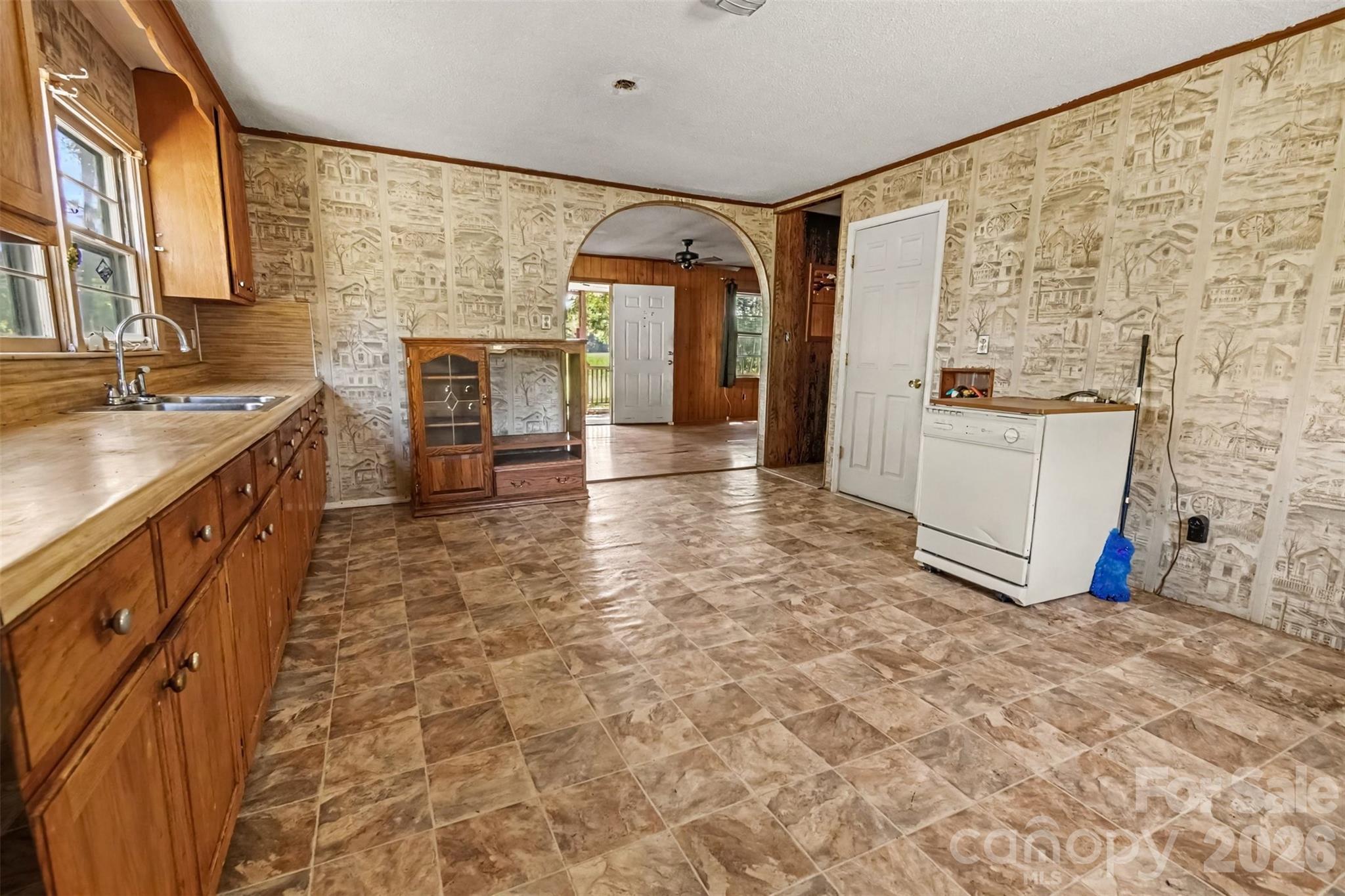7218 Wolf Pond Road — Monroe