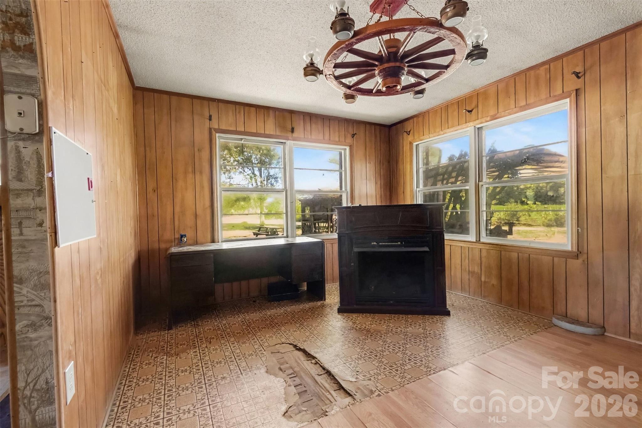 7218 Wolf Pond Road — Monroe