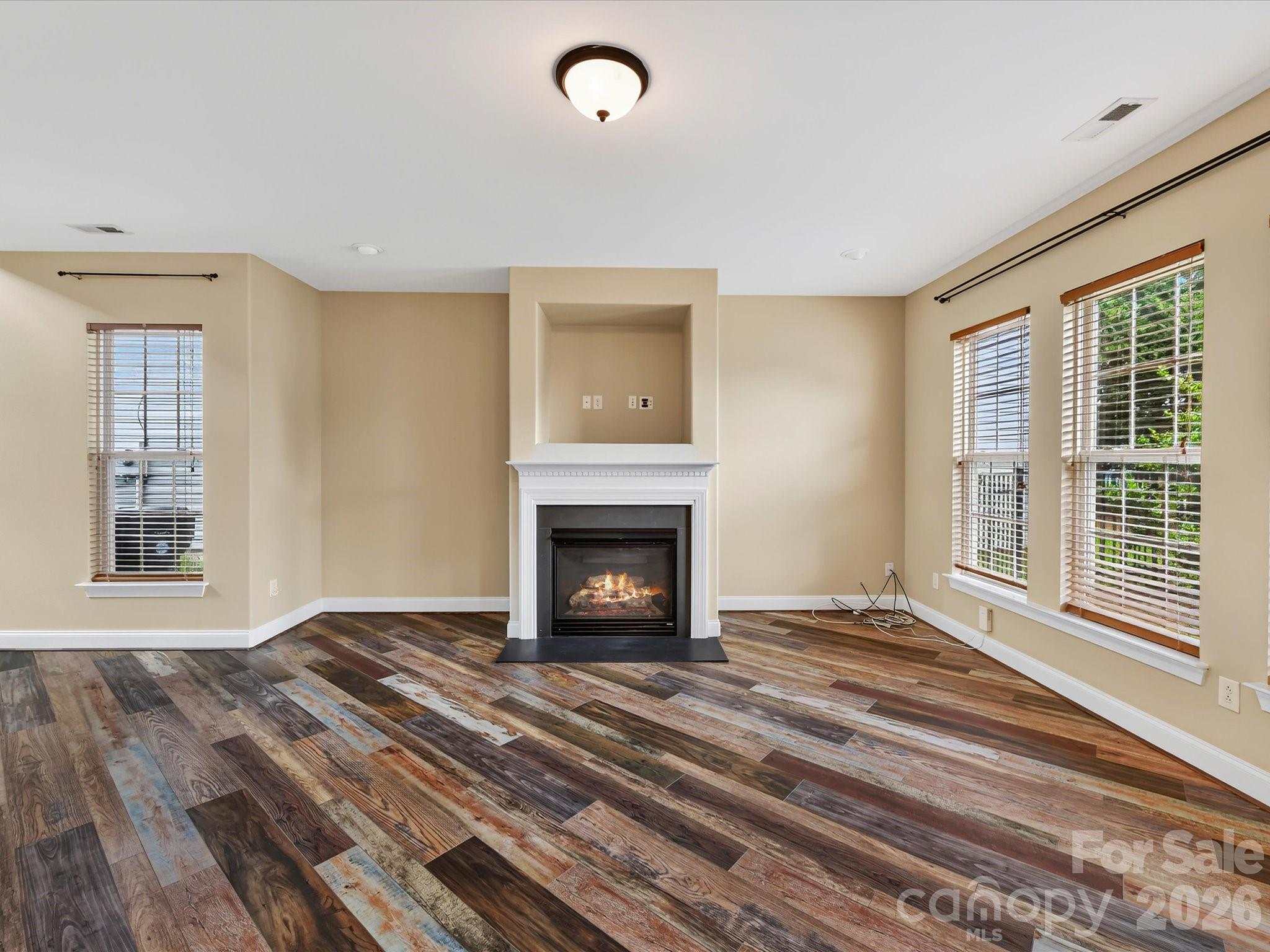 9645 Storybook Avenue NW — Concord