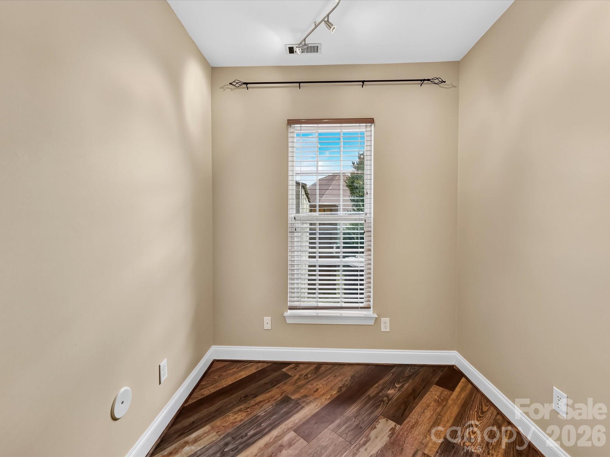 9645 Storybook Avenue NW — Concord