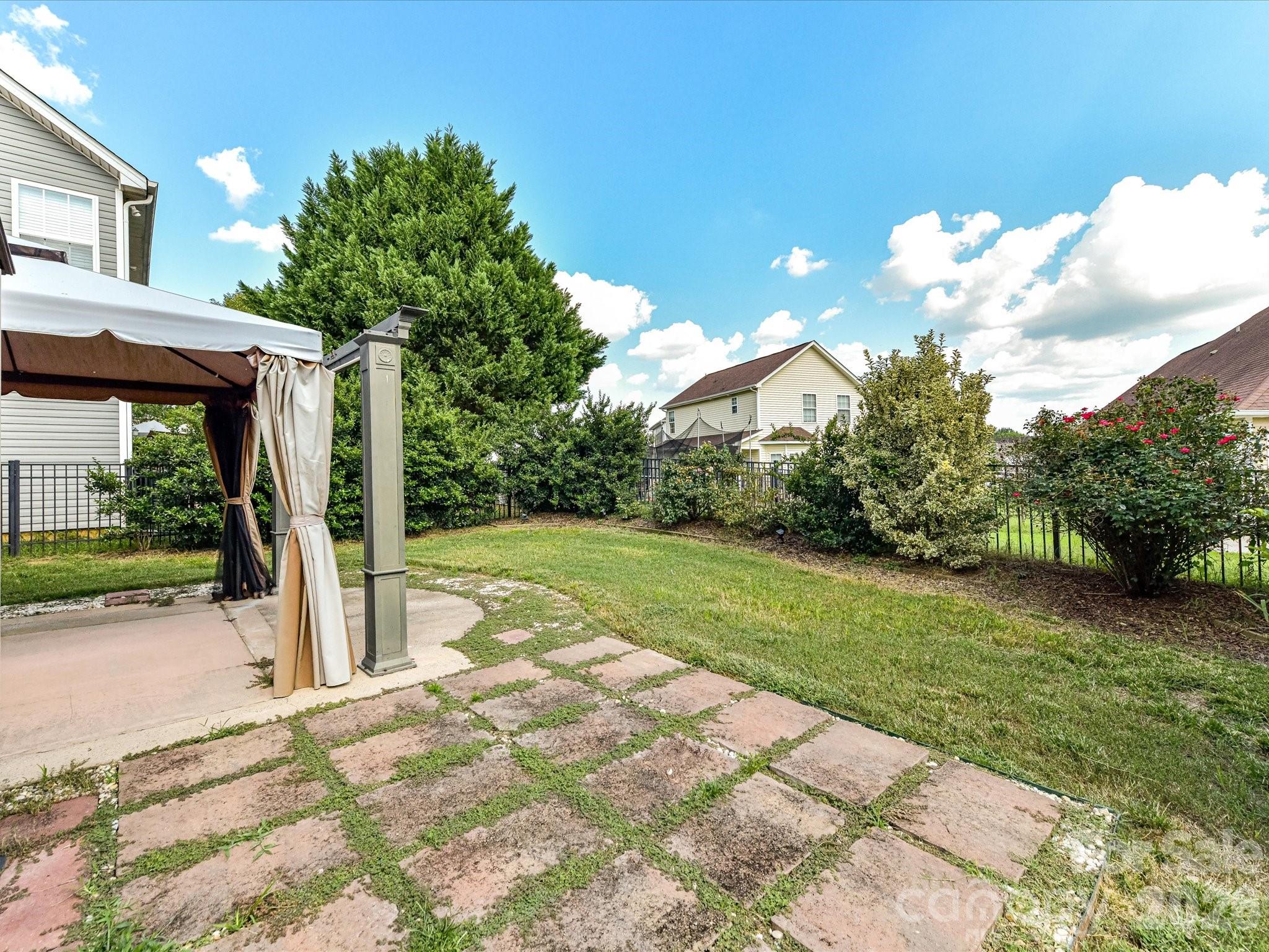 9645 Storybook Avenue NW — Concord