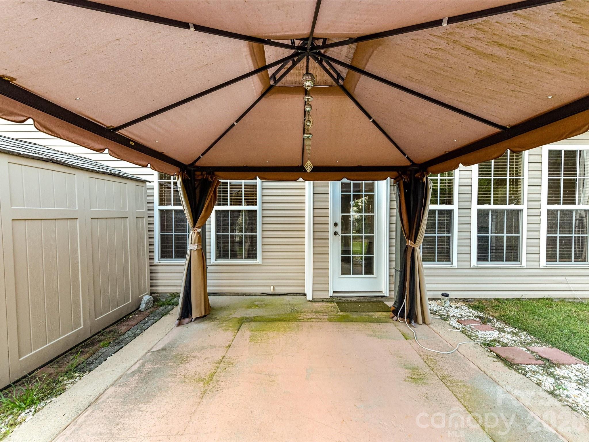 9645 Storybook Avenue NW — Concord