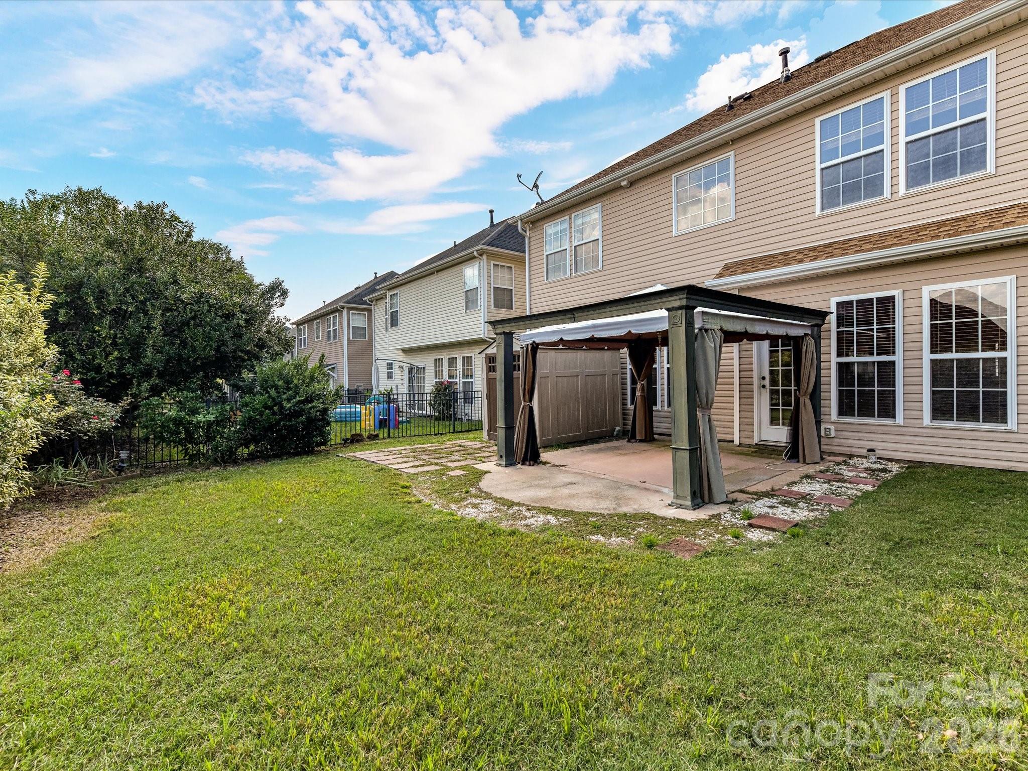 9645 Storybook Avenue NW — Concord