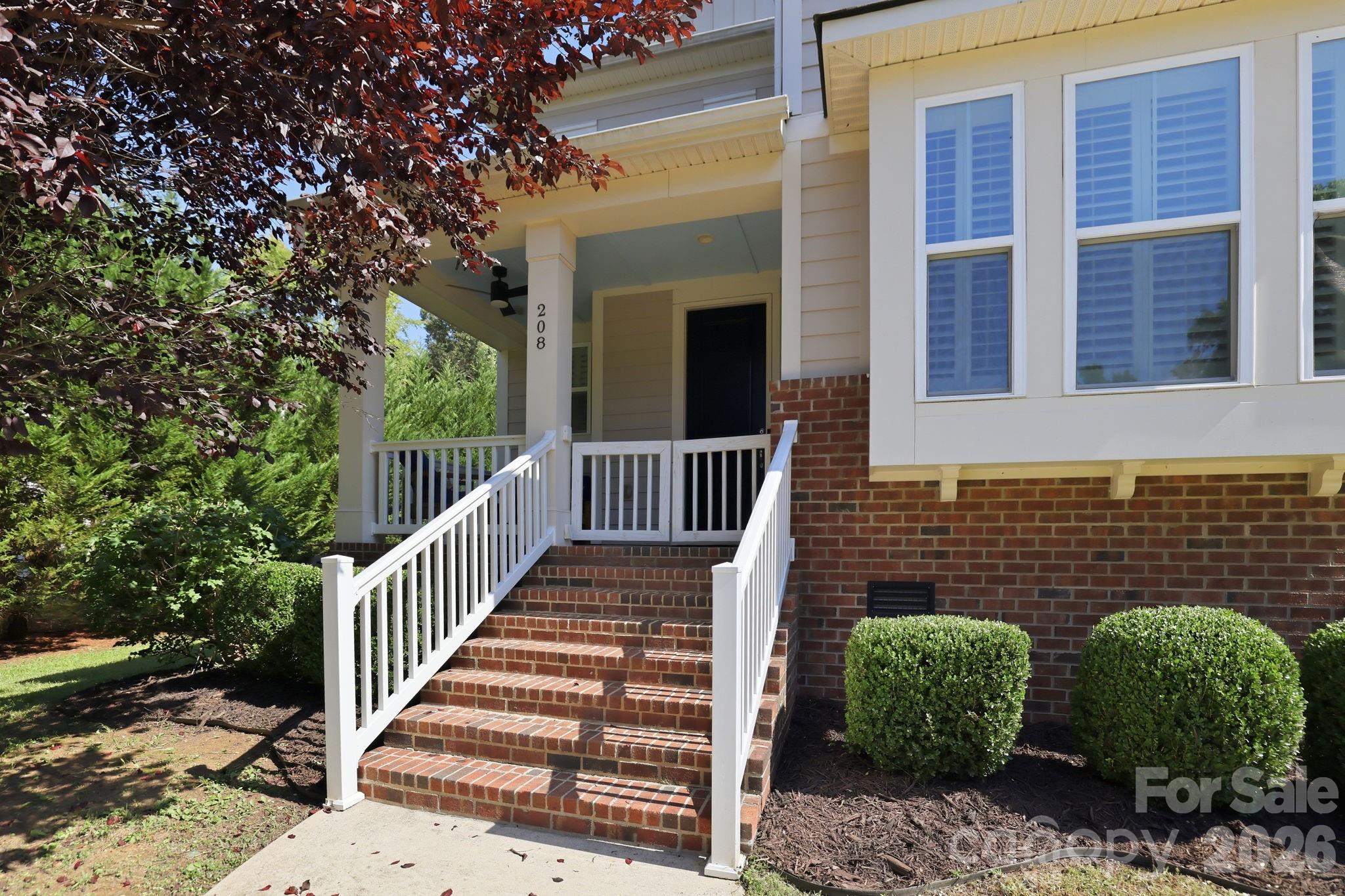 208 South Fork Lane — Belmont