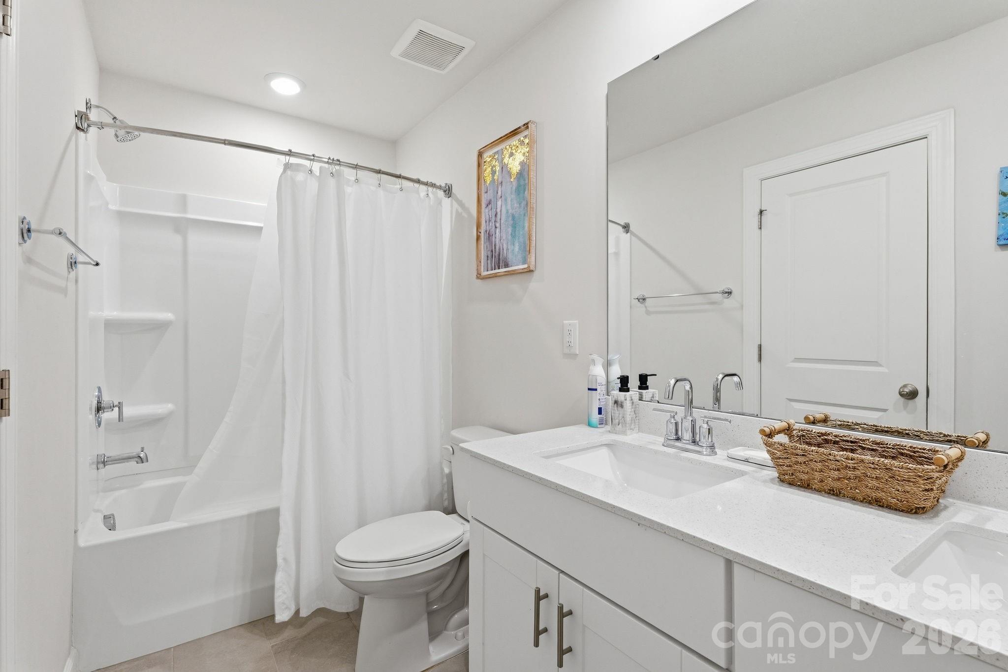 5012 Shadbush Road — Charlotte