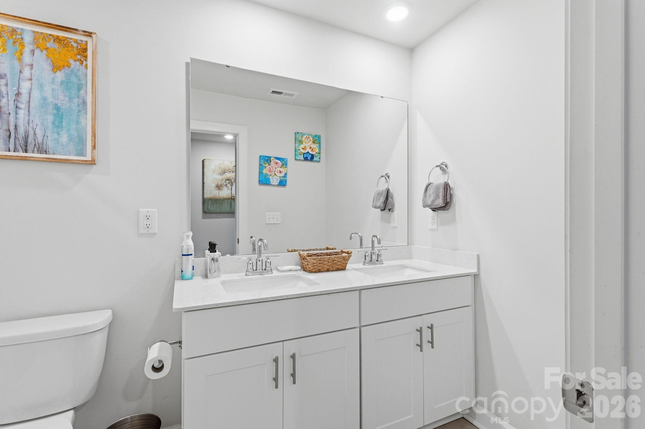 5012 Shadbush Road — Charlotte
