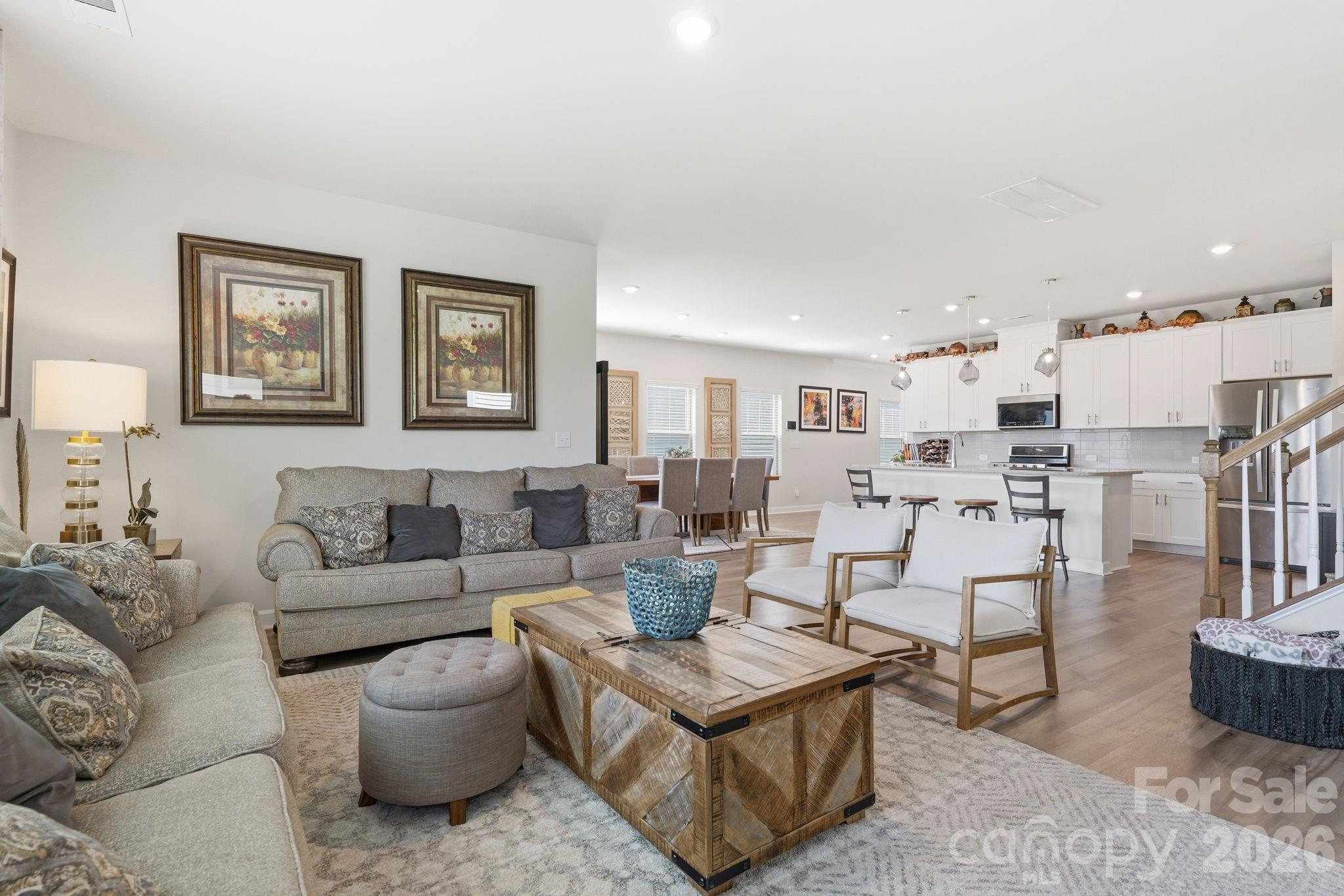 5012 Shadbush Road — Charlotte