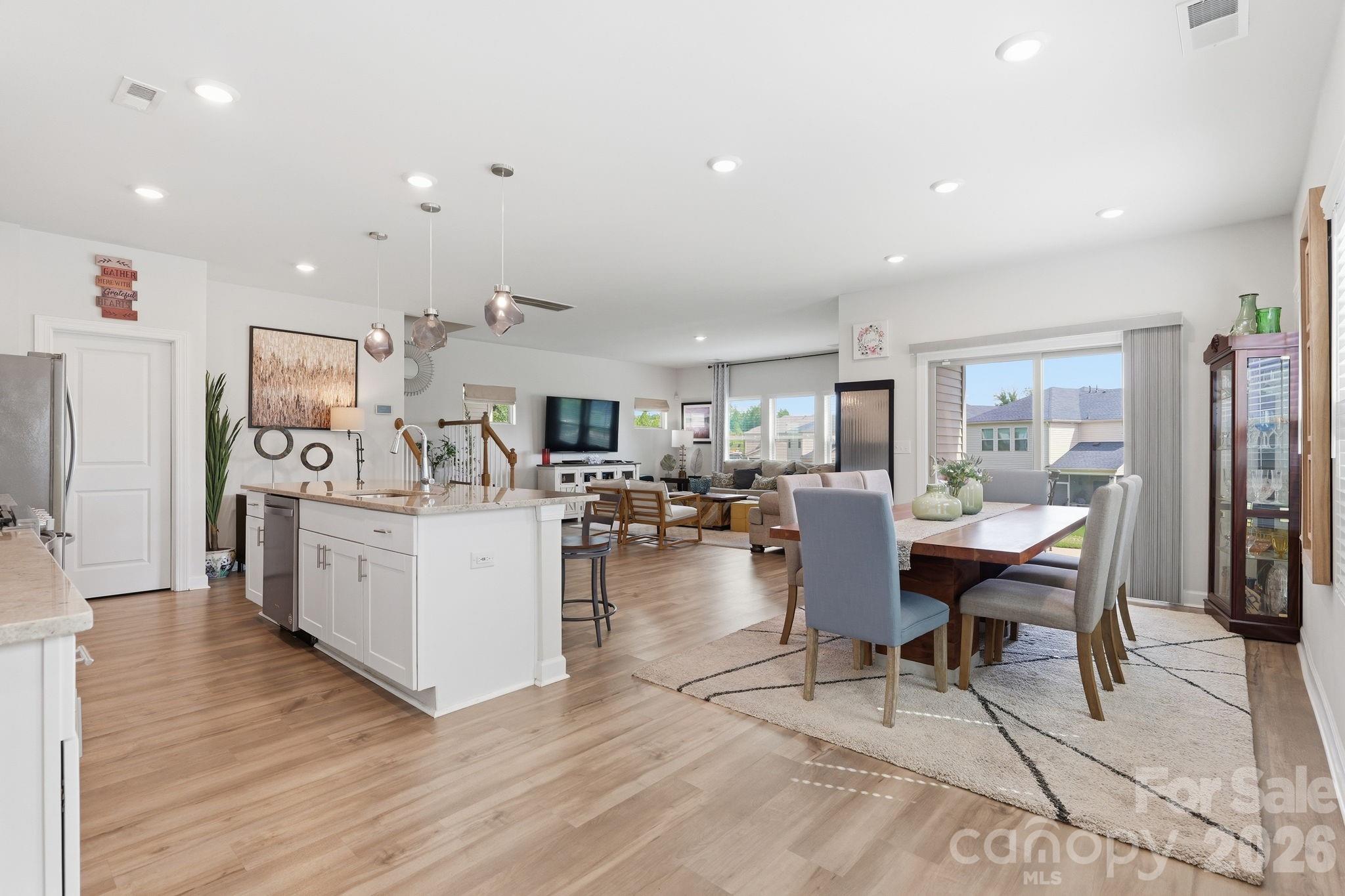 5012 Shadbush Road — Charlotte