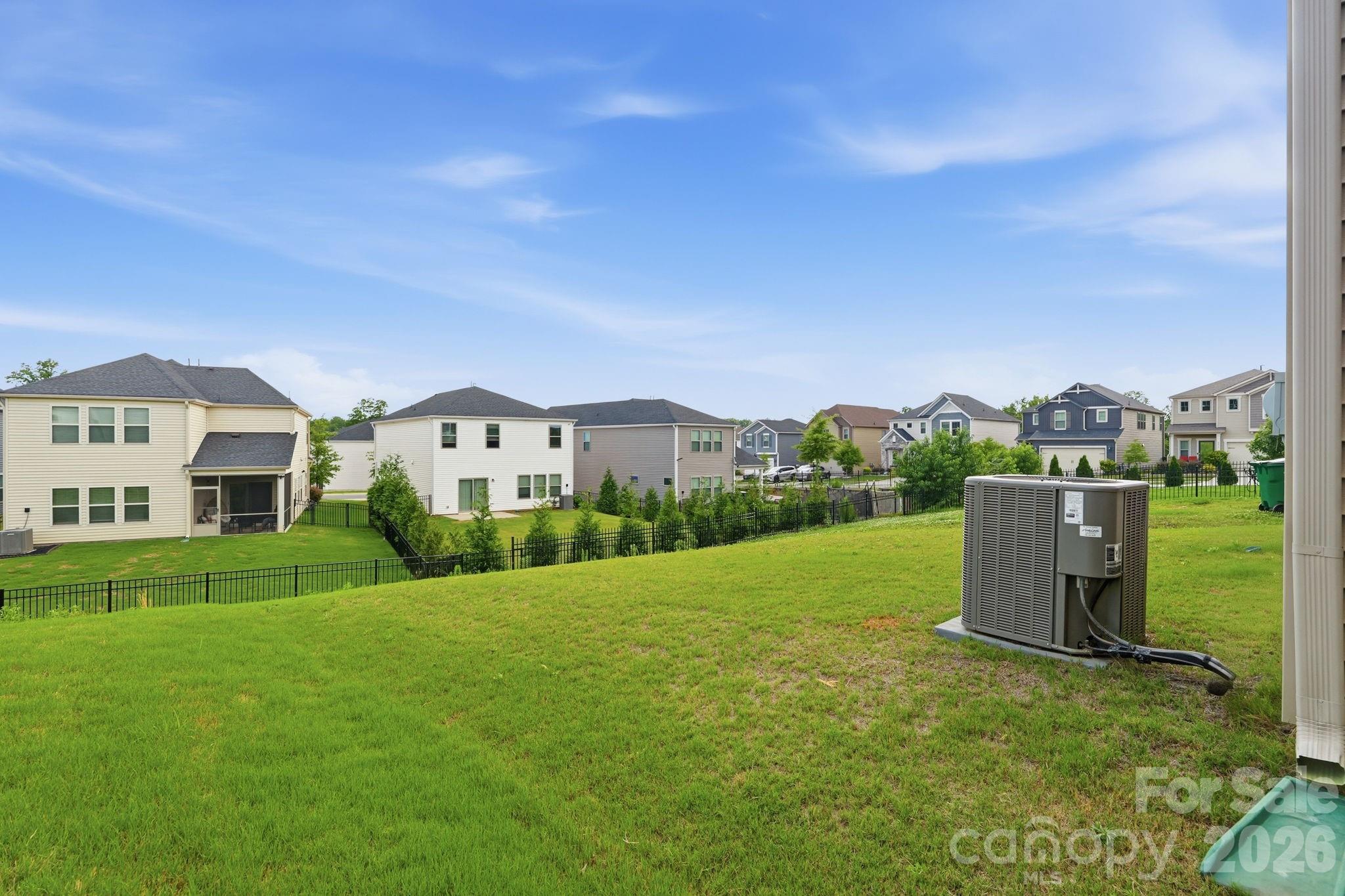 5012 Shadbush Road — Charlotte