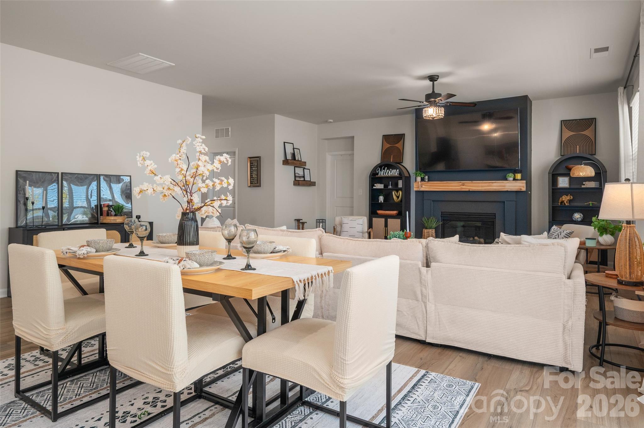 2538 Crimson Way #114 — Monroe