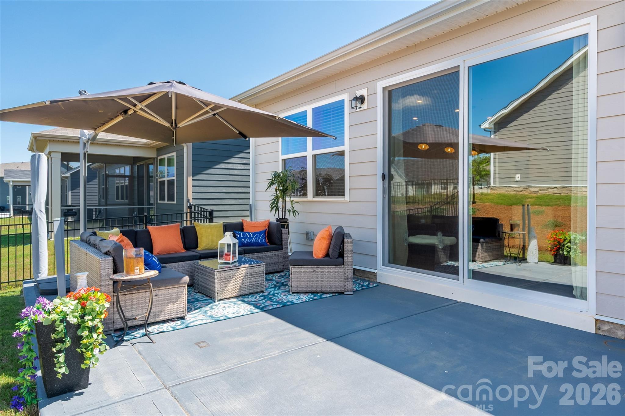 2538 Crimson Way #114 — Monroe