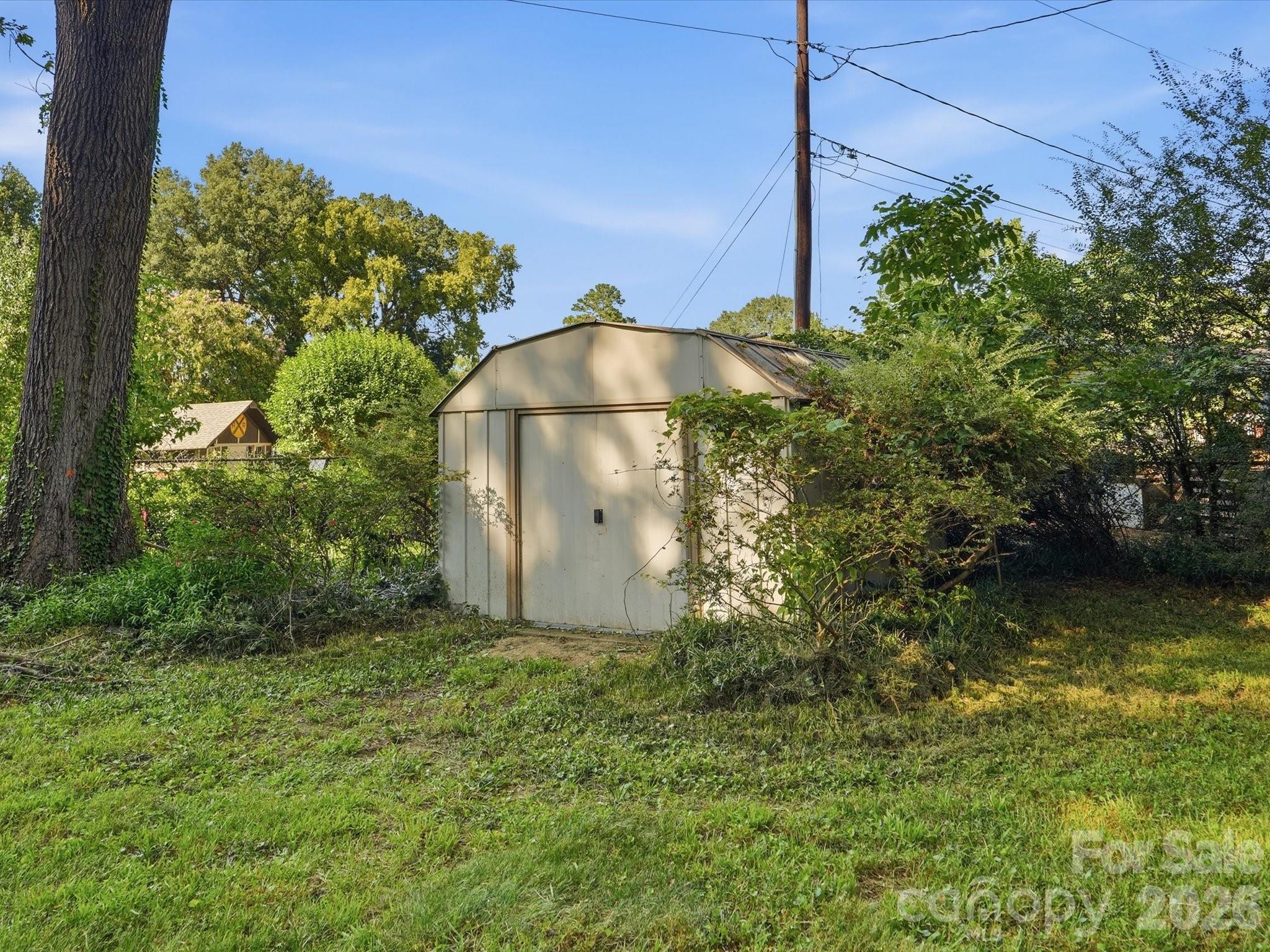 5701 Wilora Lake Road — Charlotte