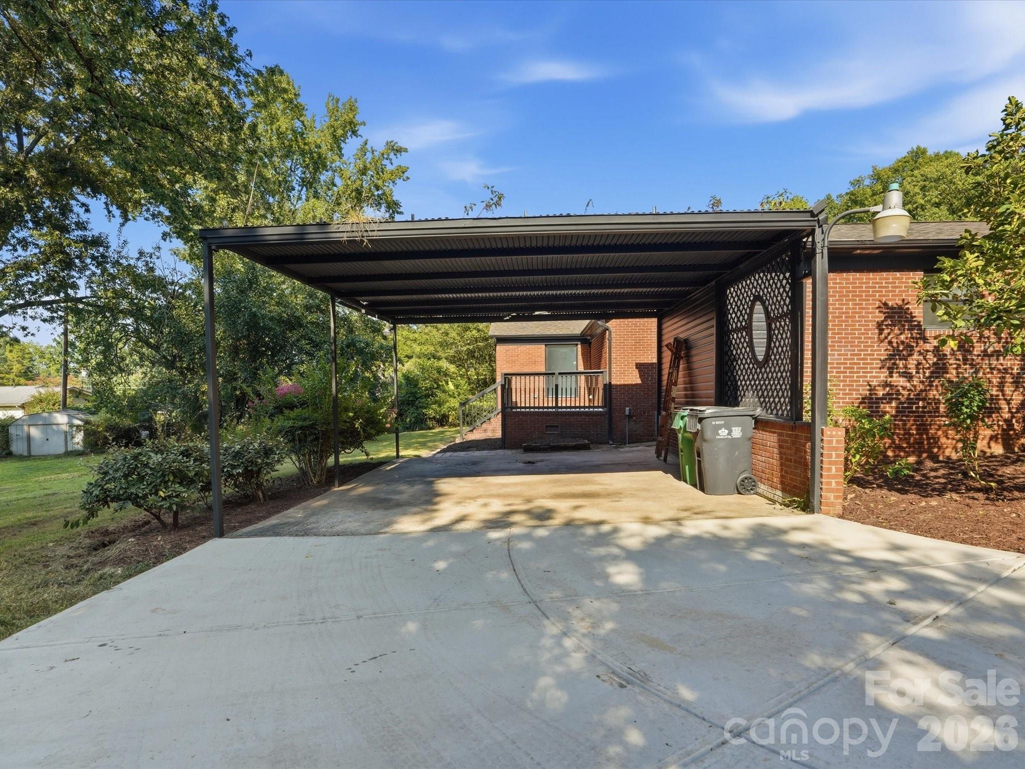 5701 Wilora Lake Road — Charlotte