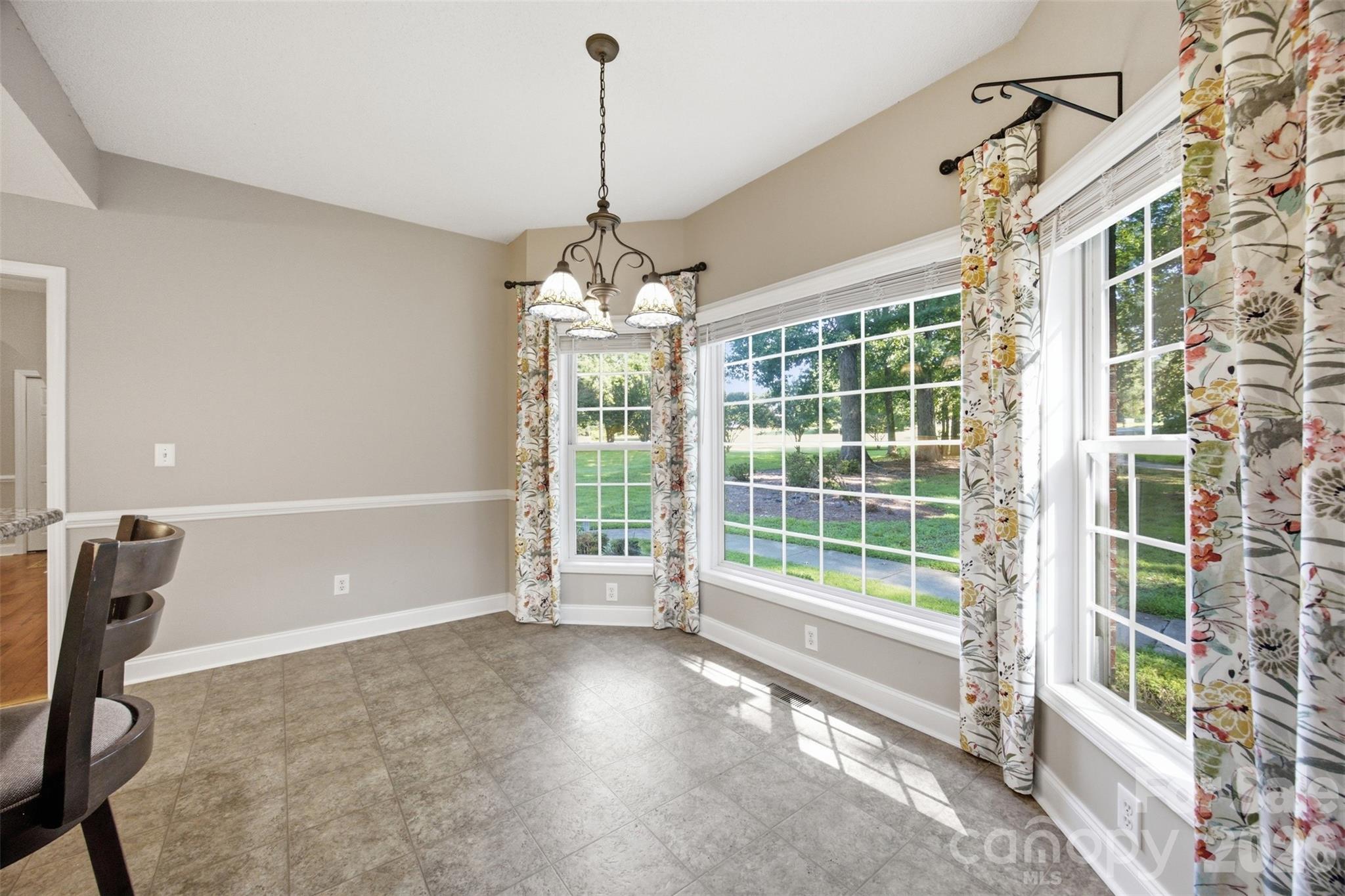 216 Minnie Queen Lane — Belmont
