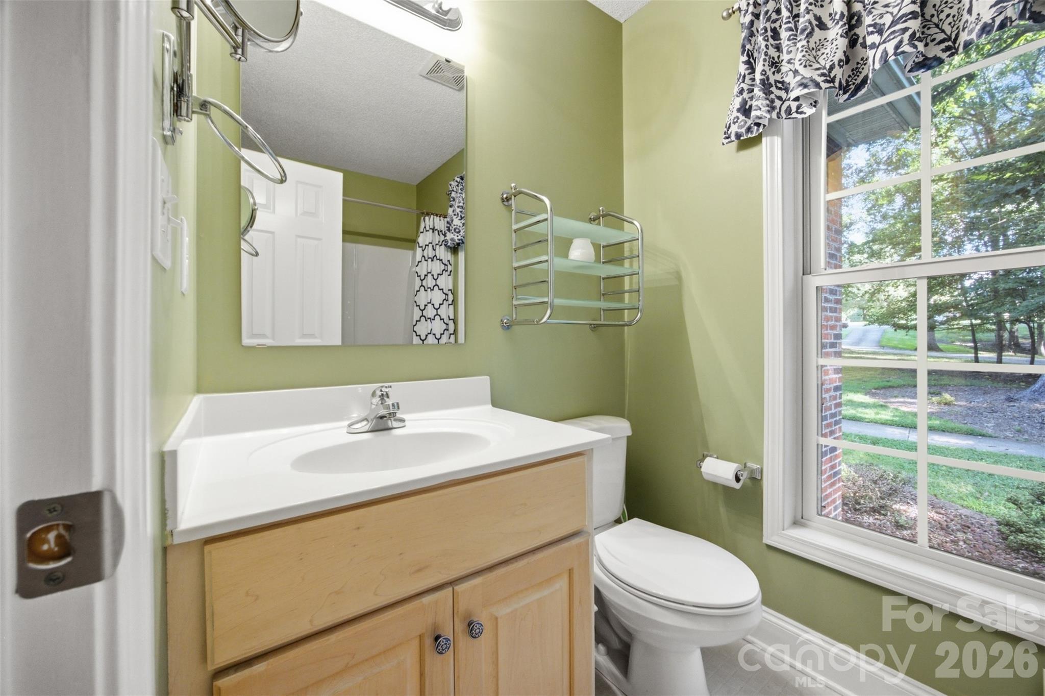 216 Minnie Queen Lane — Belmont