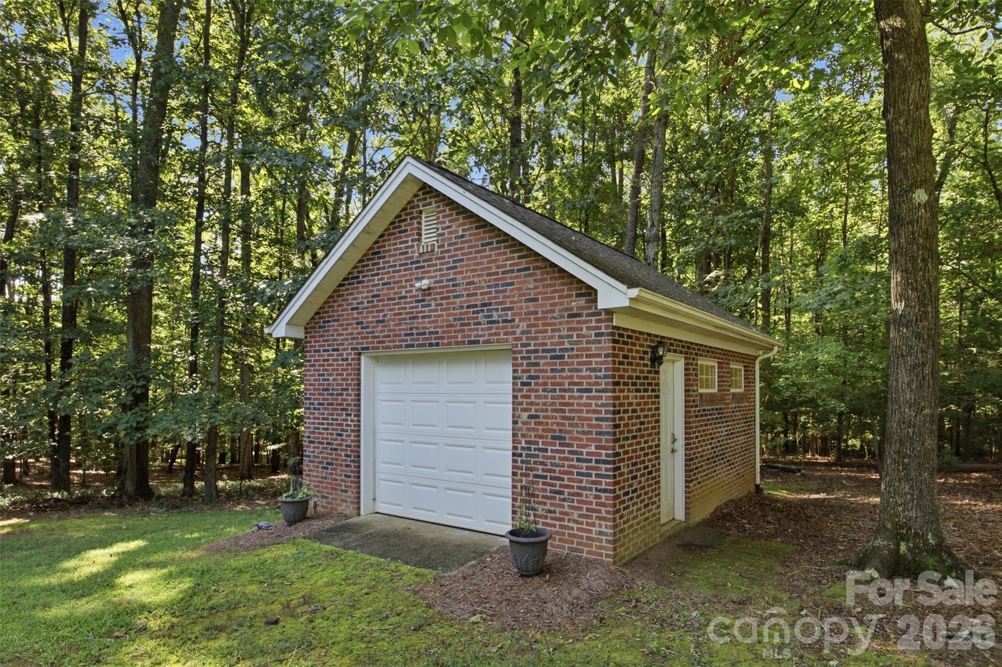 216 Minnie Queen Lane — Belmont
