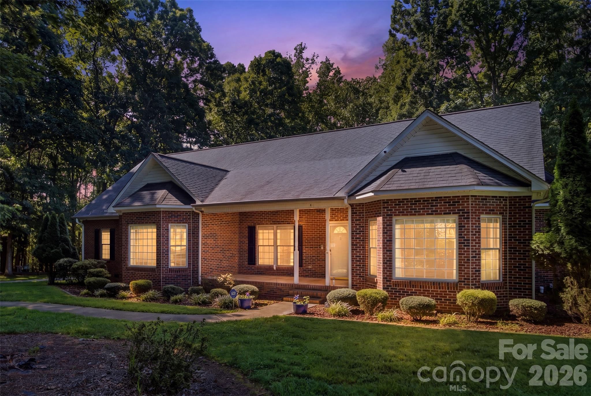 216 Minnie Queen Lane — Belmont