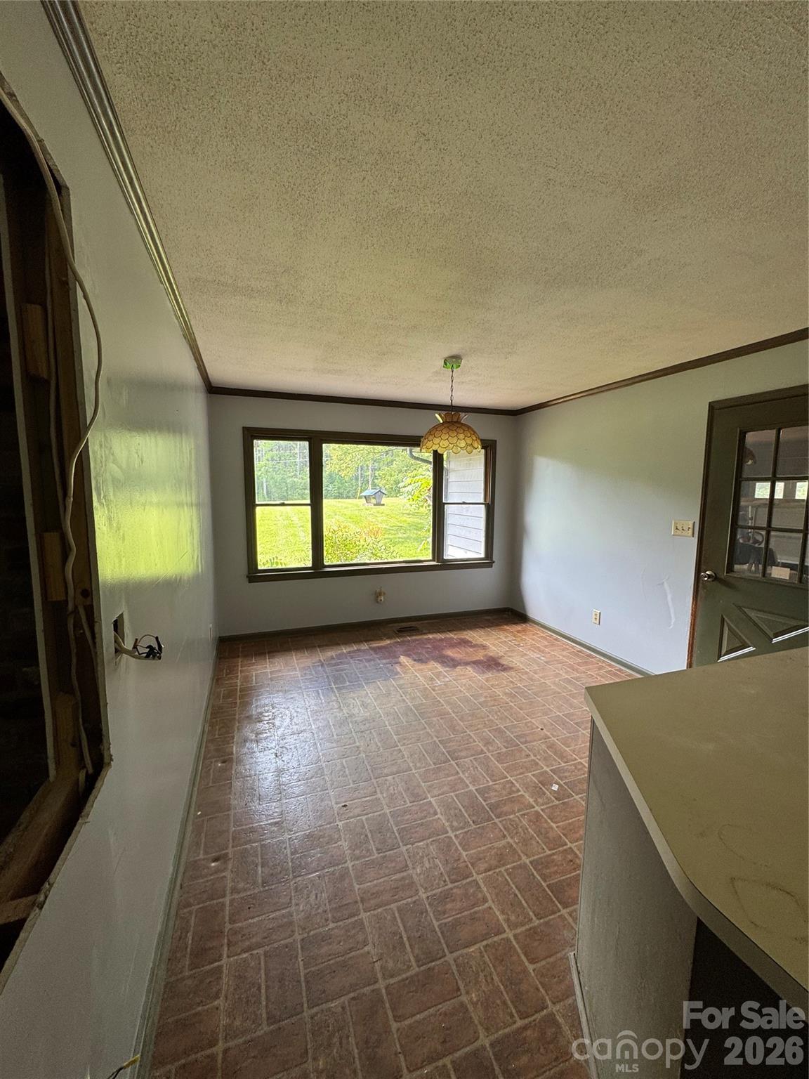 9393 Fisher Road — Mount Pleasant