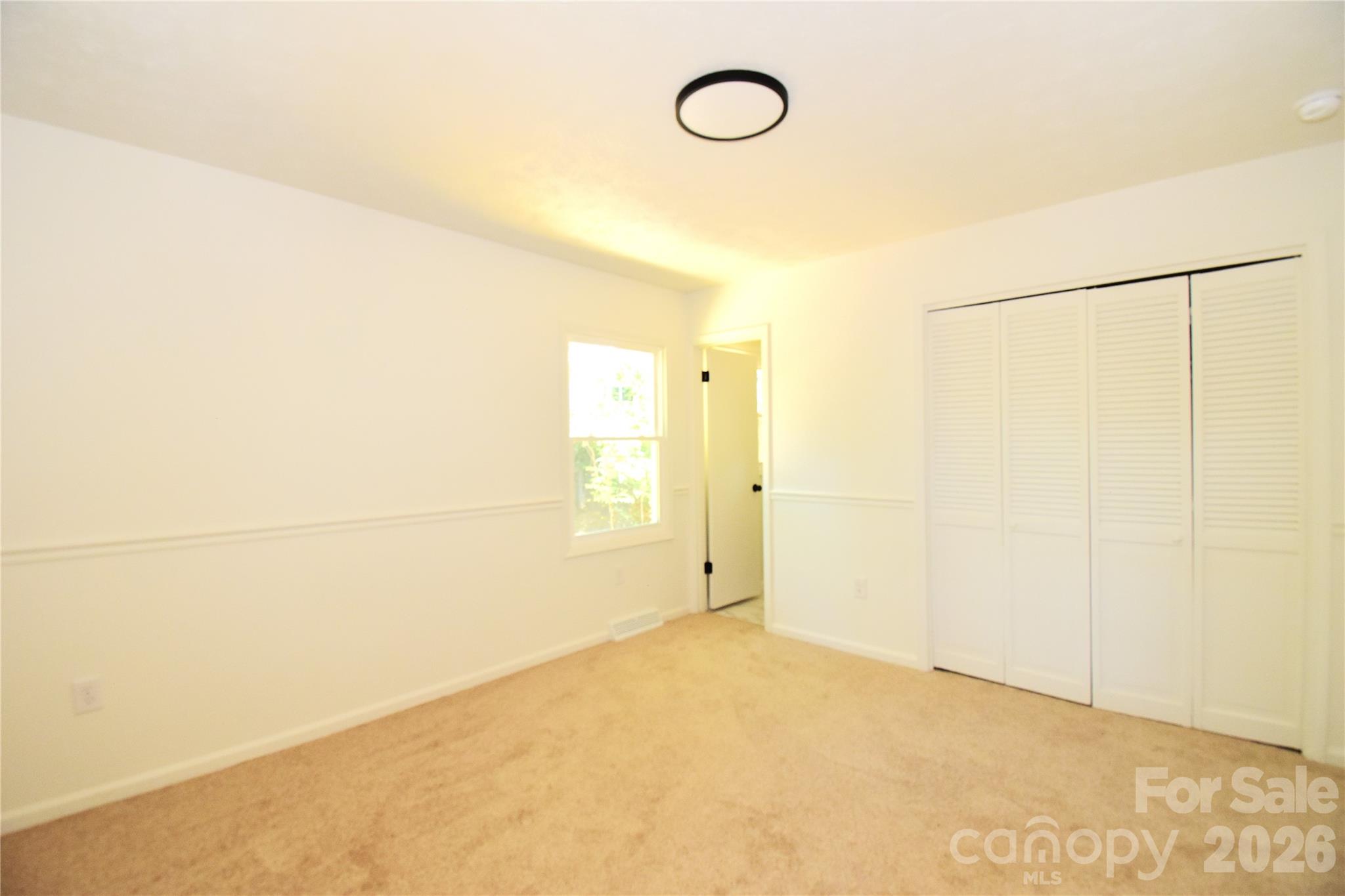 19 S Ridge Place — Arden