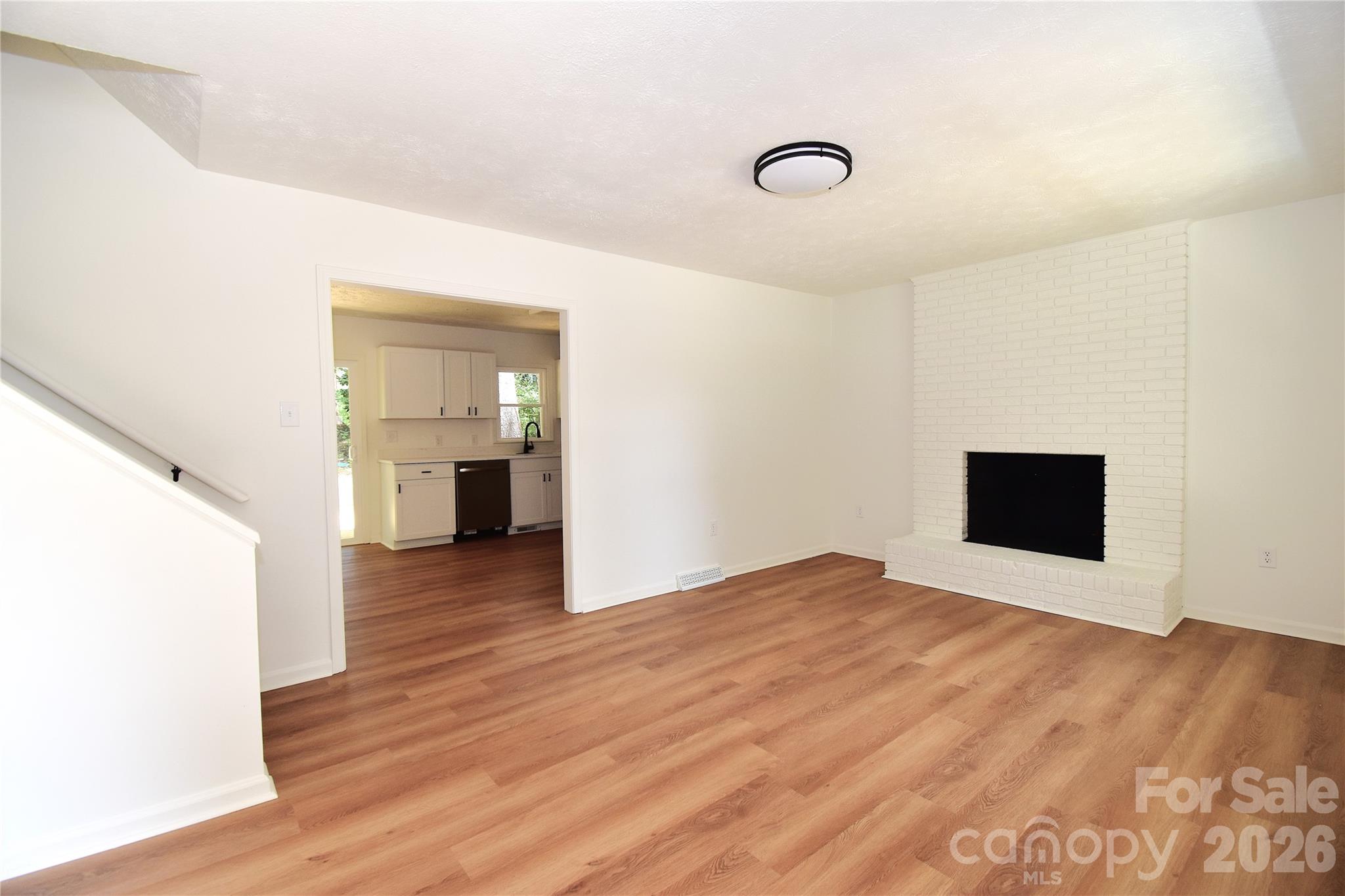 19 S Ridge Place — Arden