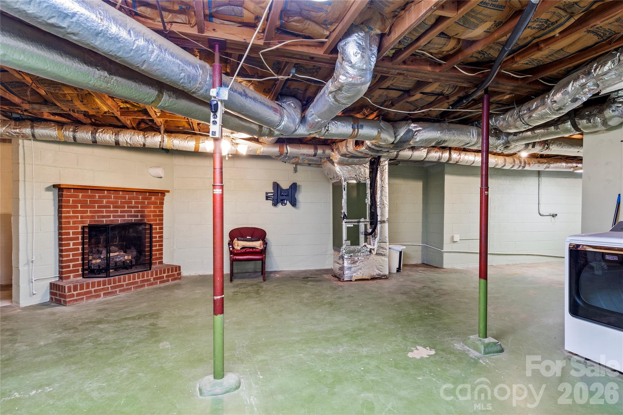 1105 Graystone Drive — Winston Salem