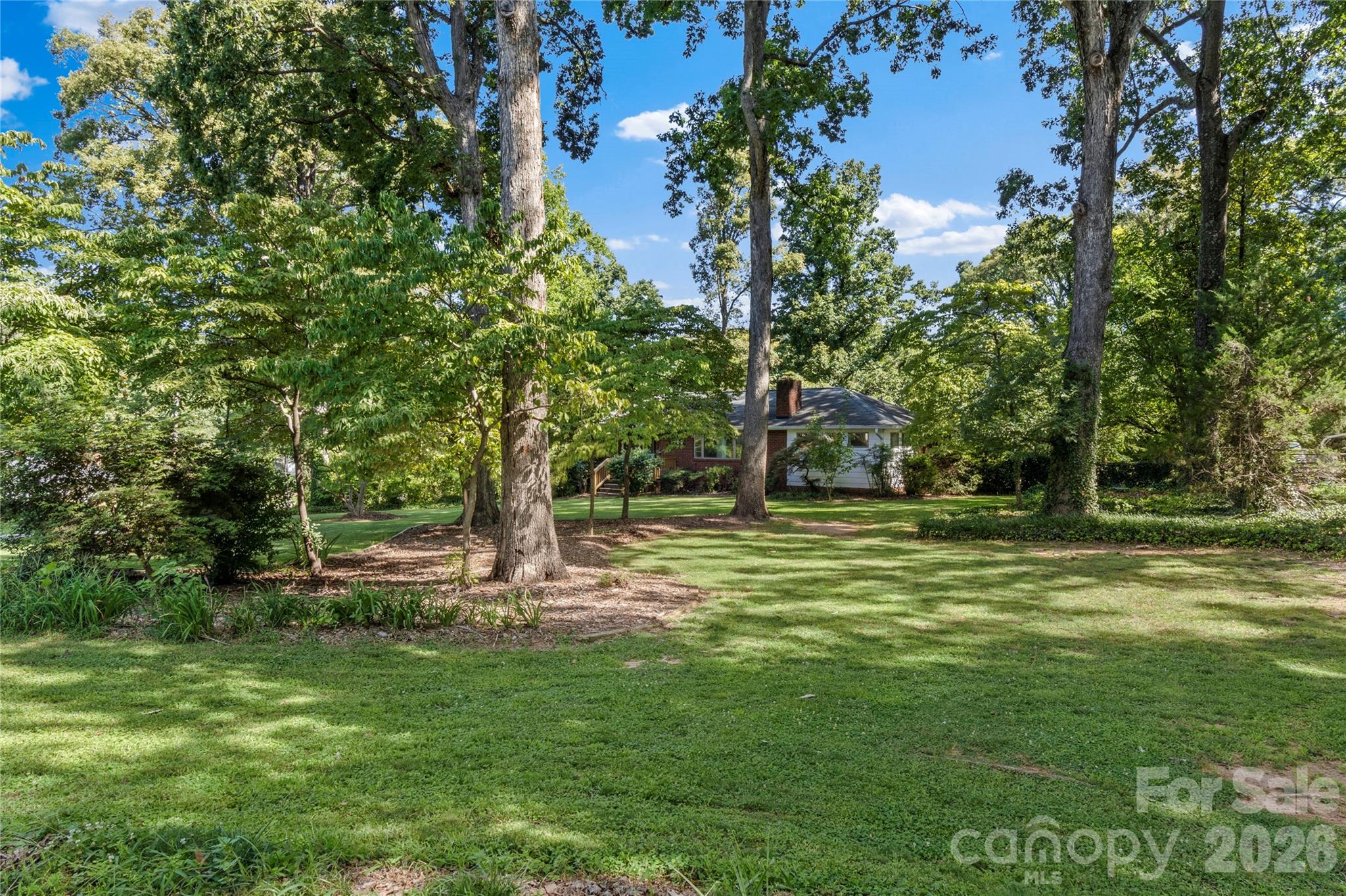 1105 Graystone Drive — Winston Salem