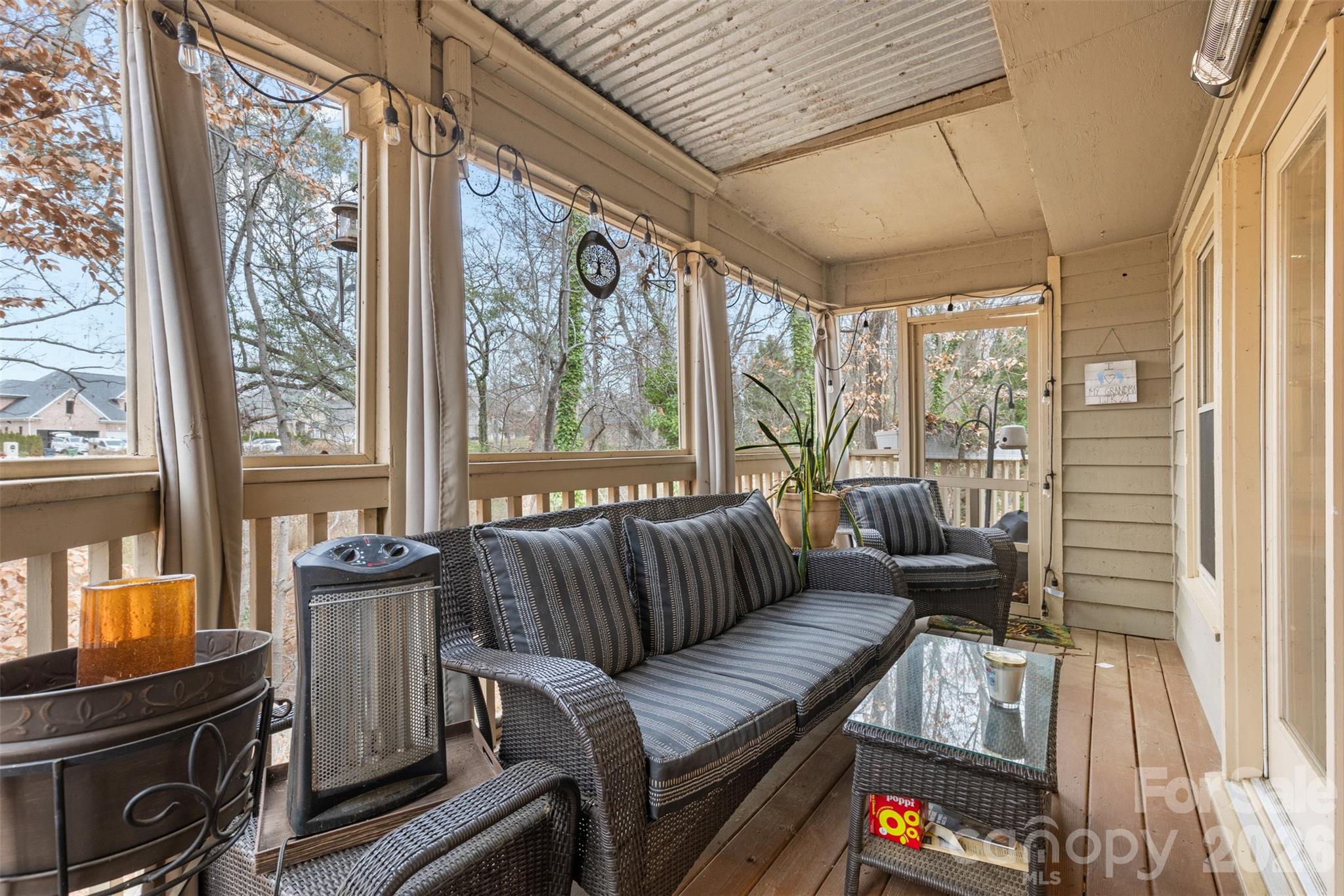 13820 Queens Harbor Road — Charlotte