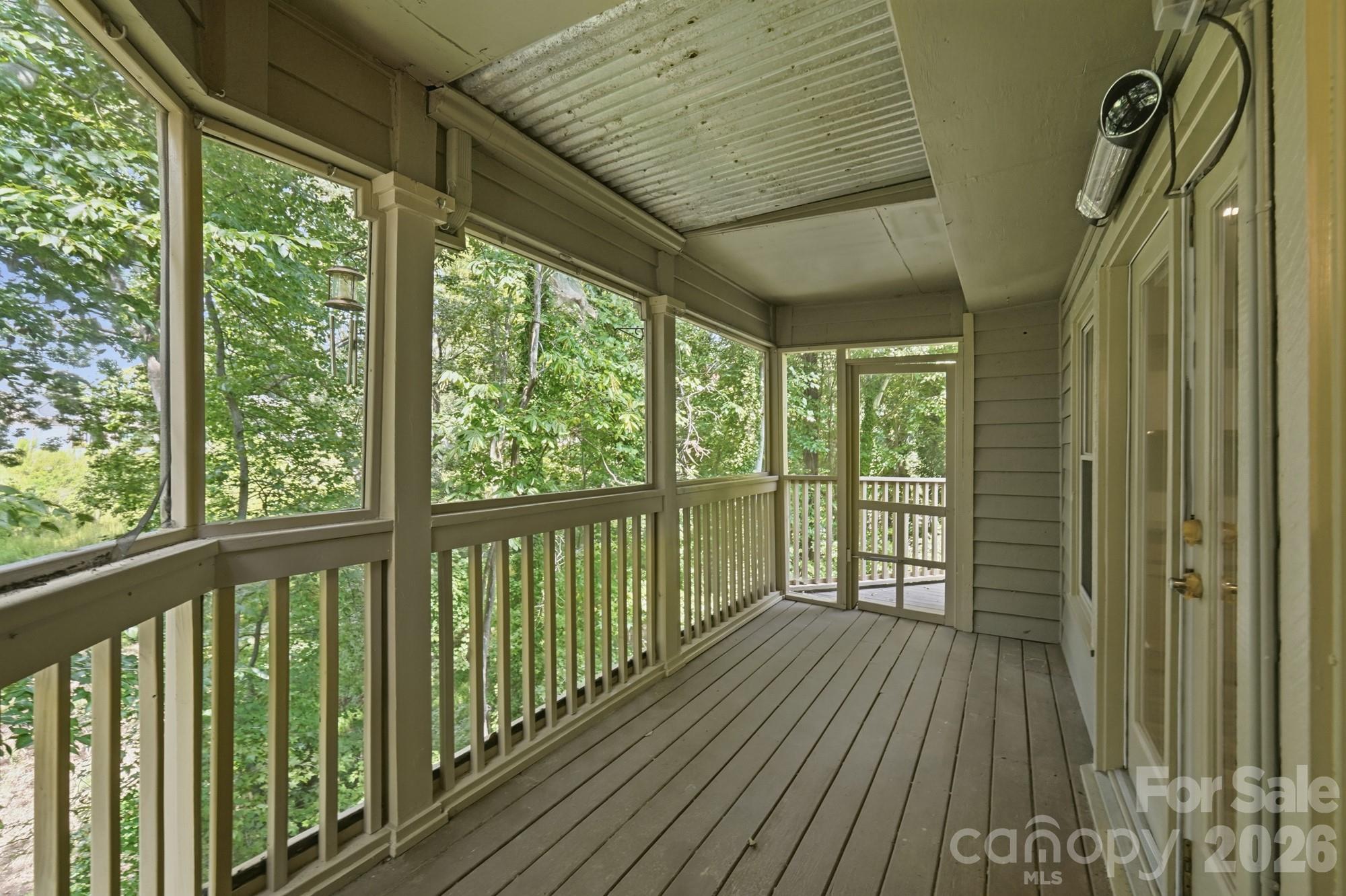 13820 Queens Harbor Road — Charlotte